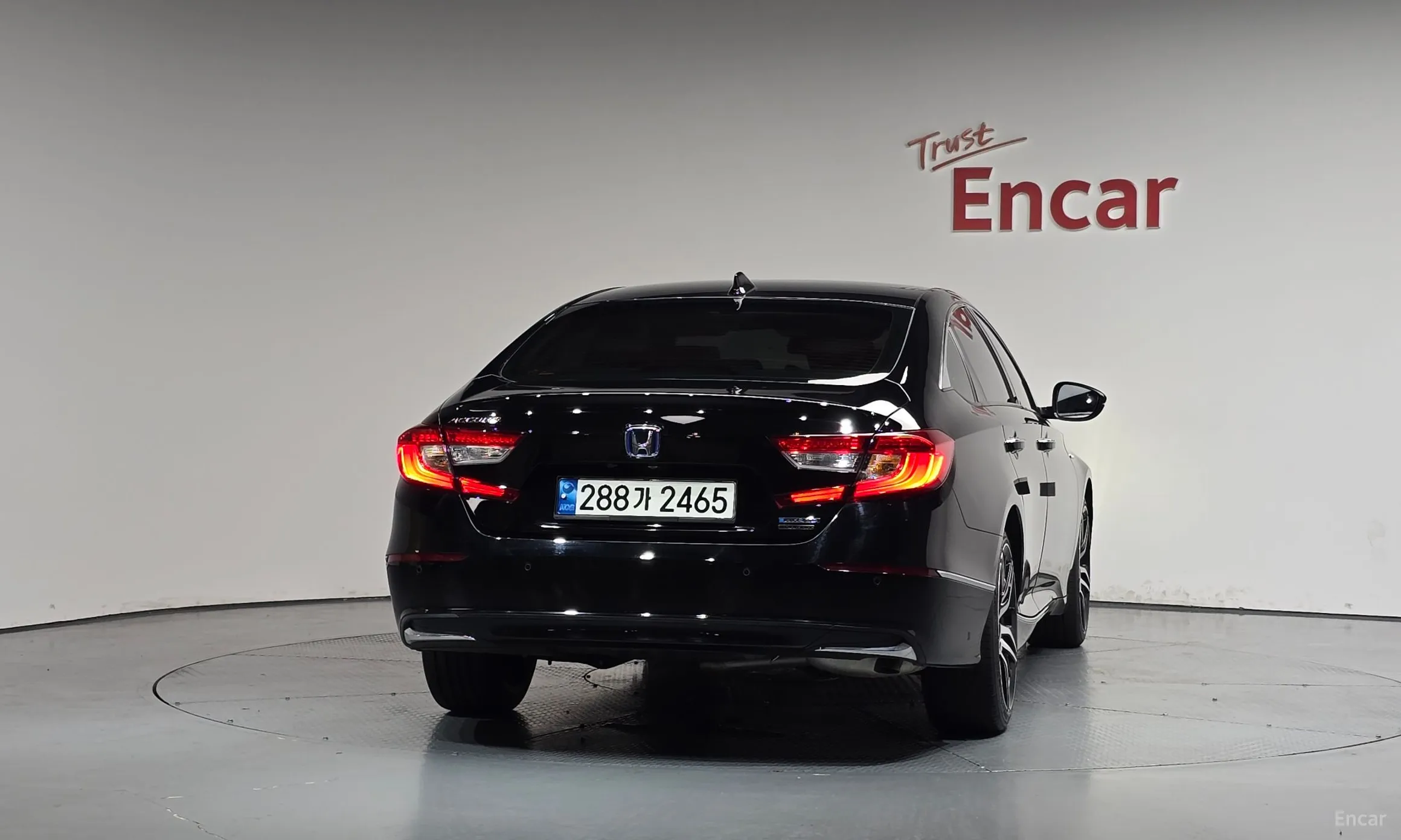 Honda Accord 10th Generation превью 4