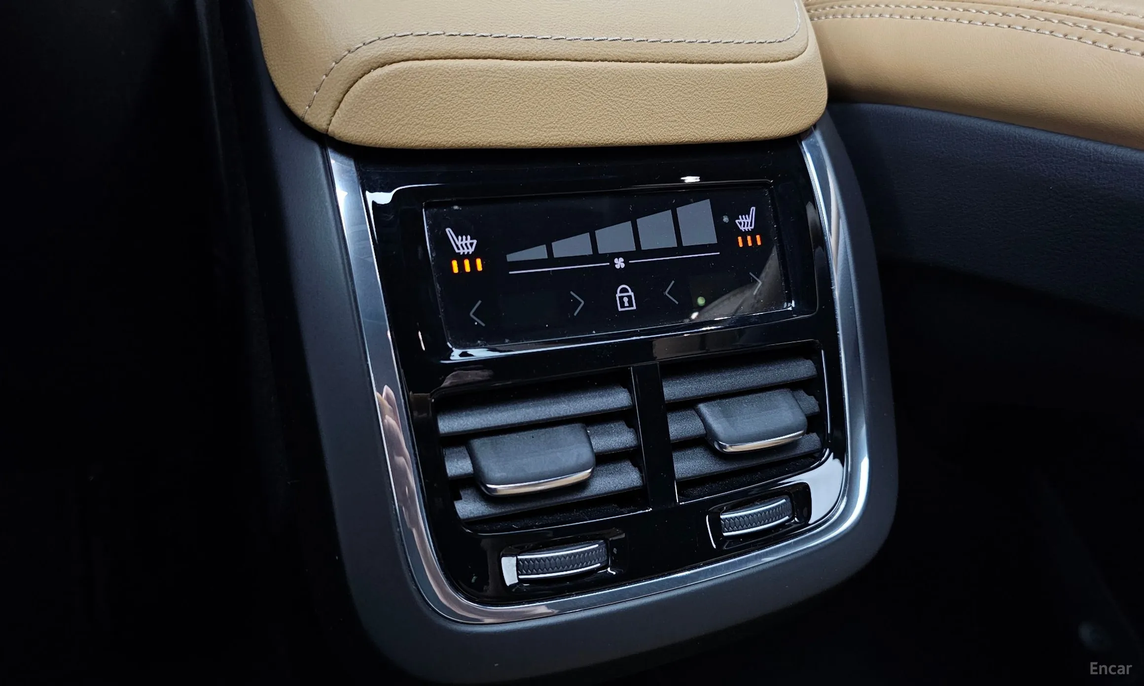 Volvo XC60 Gen 2 превью 17