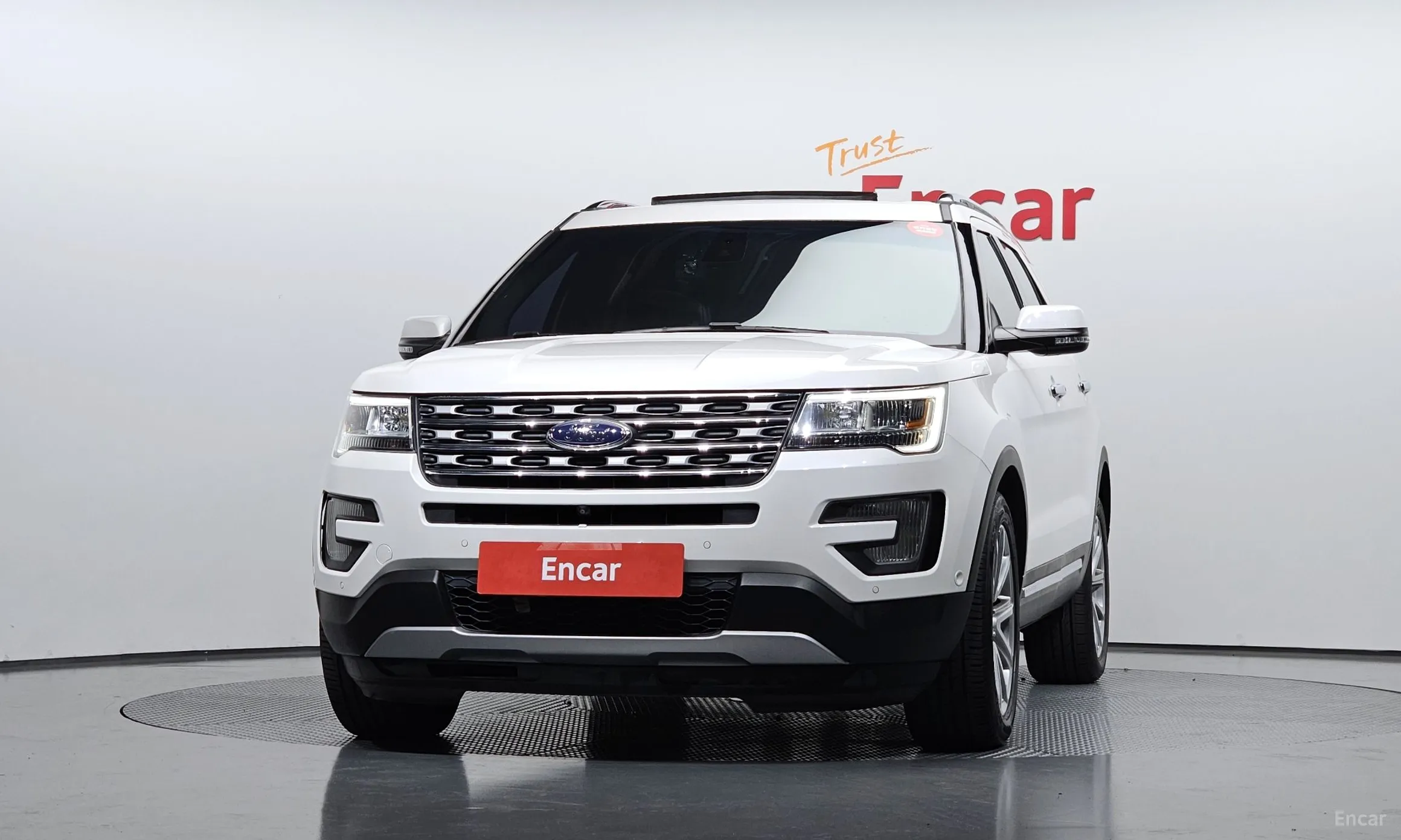 Ford Explorer превью 3