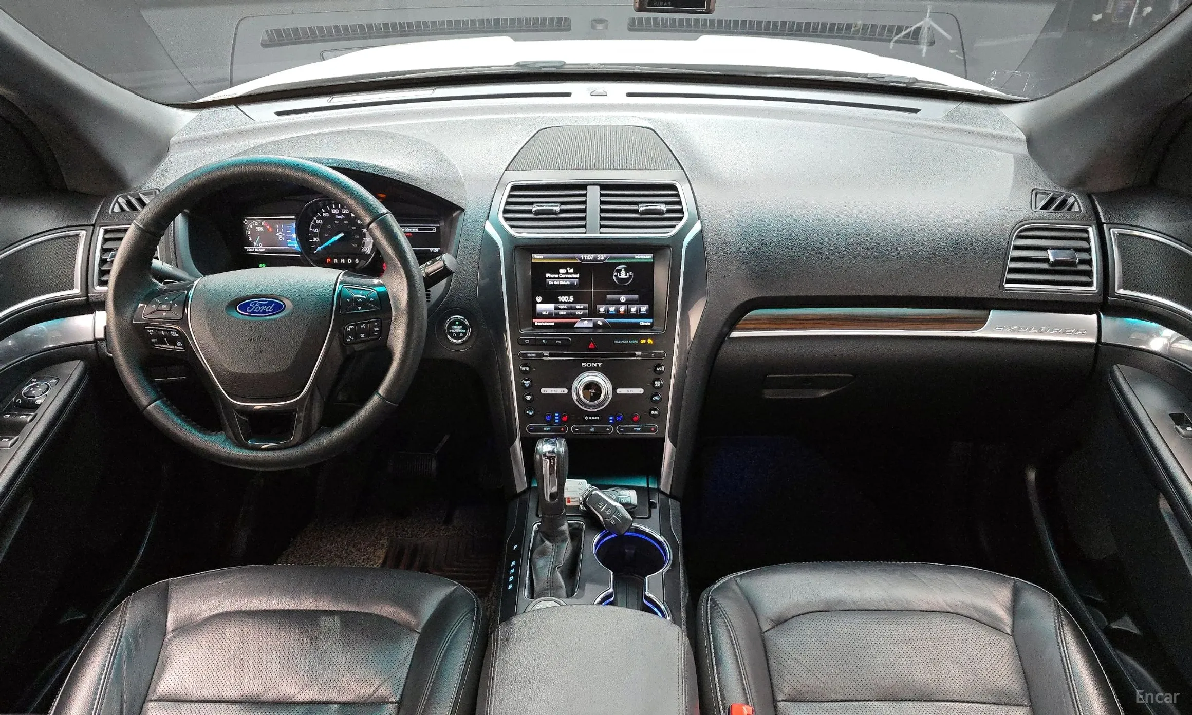 Ford Explorer превью 7