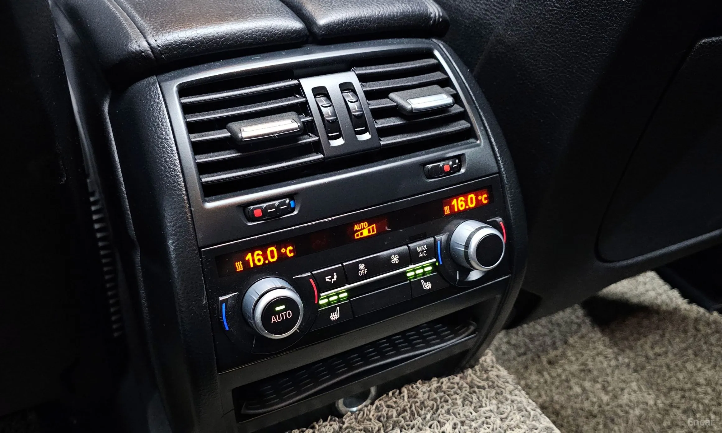BMW 5 Series (F10) превью 17