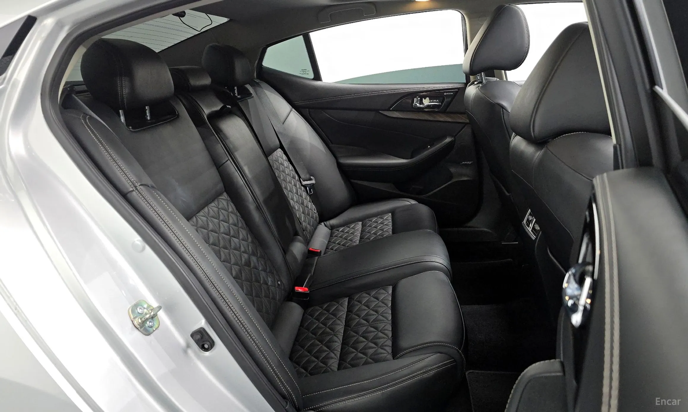 Nissan Maxima (A36) превью 11