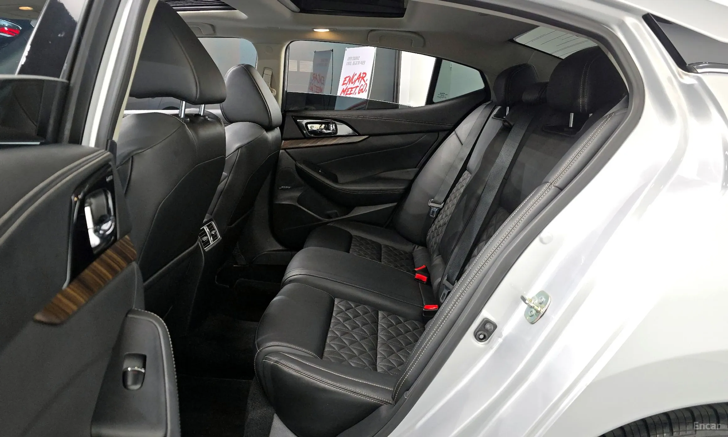Nissan Maxima (A36) превью 12