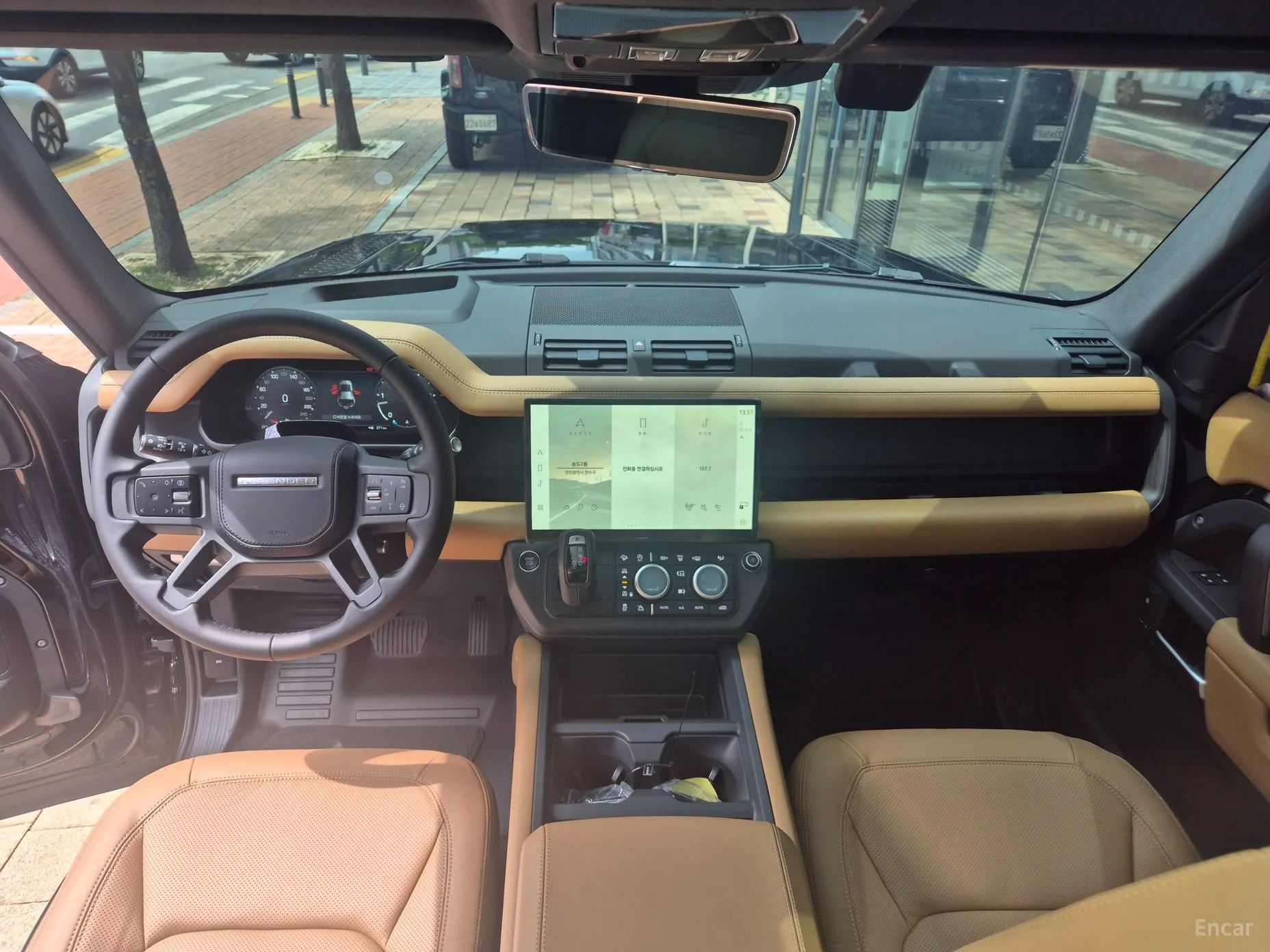 Land Rover Defender (L663) превью 12