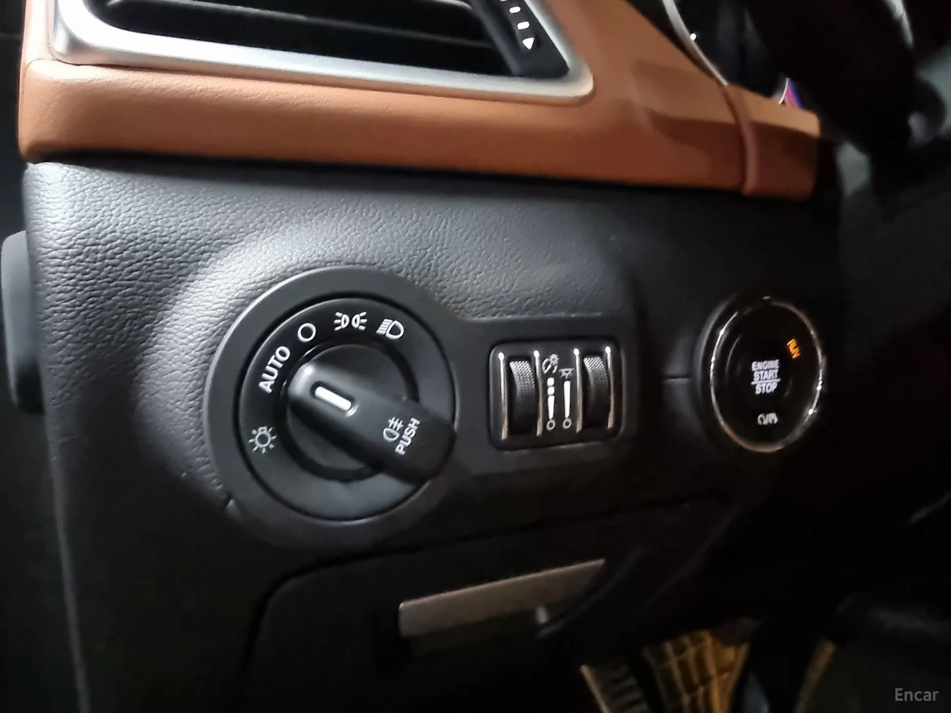 Maserati Ghibli превью 17