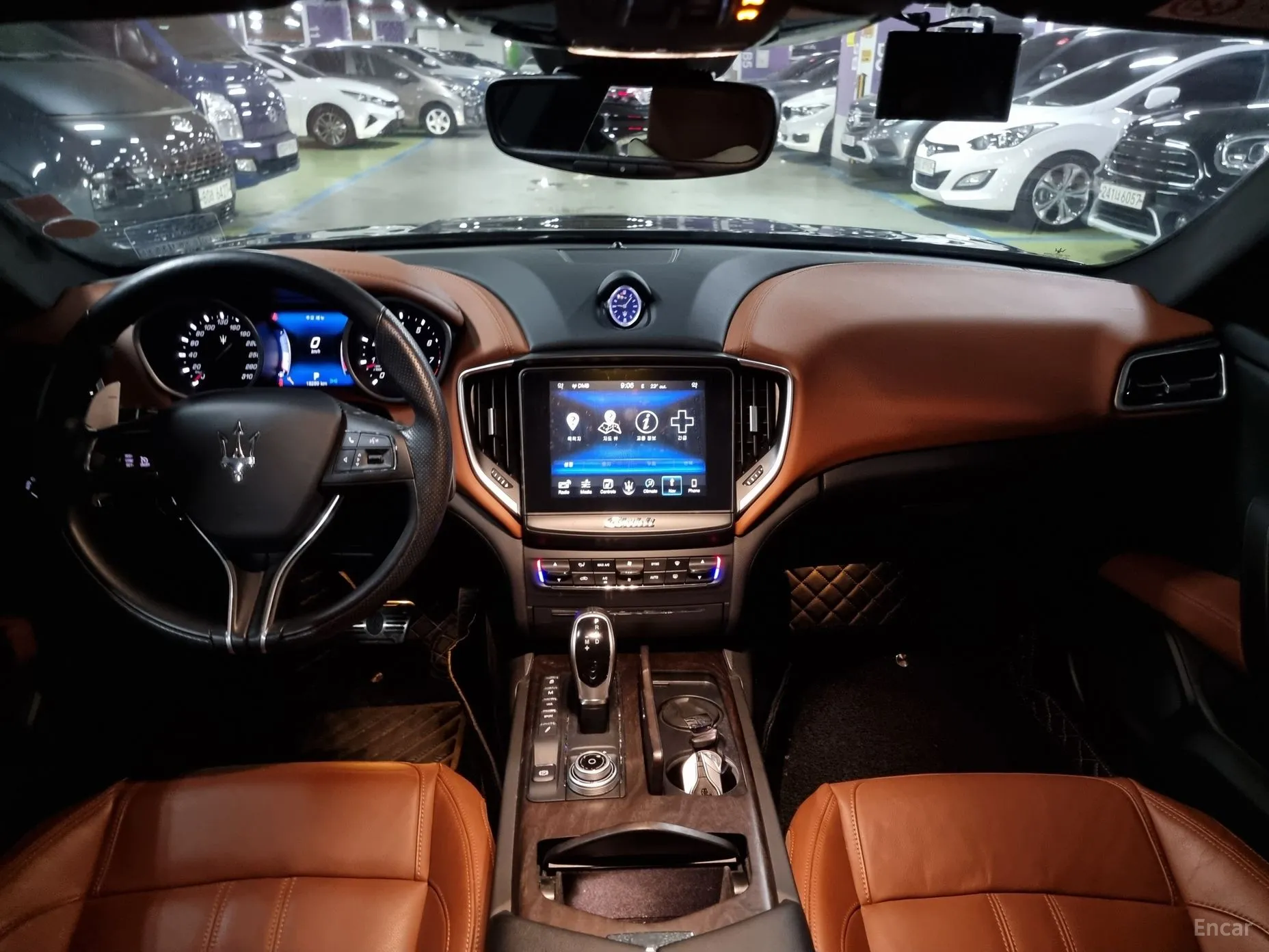 Maserati Ghibli превью 7