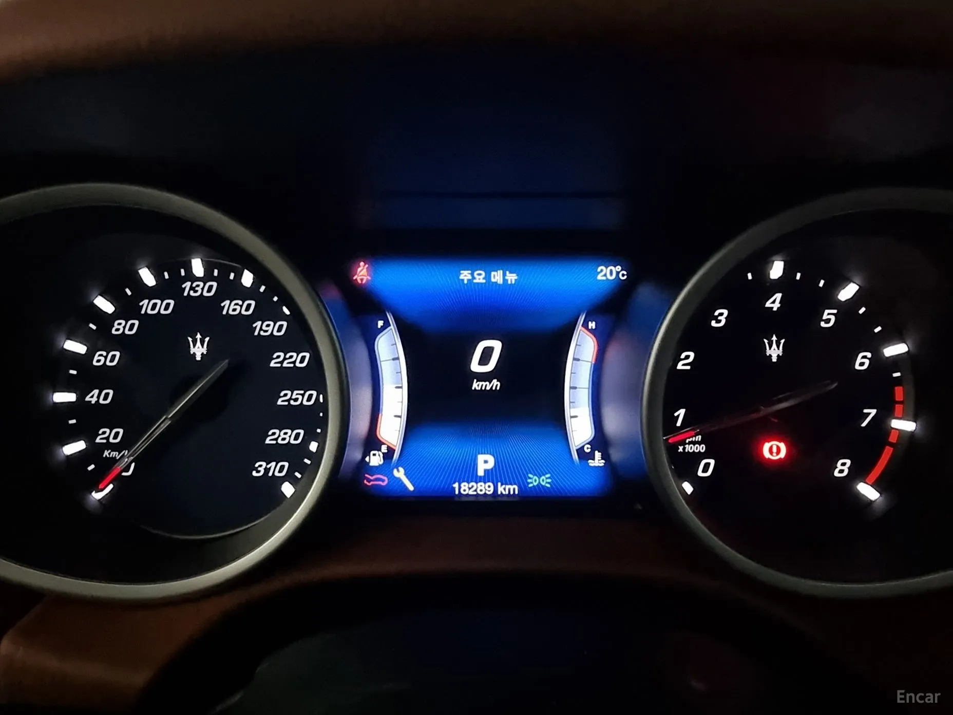 Maserati Ghibli превью 8