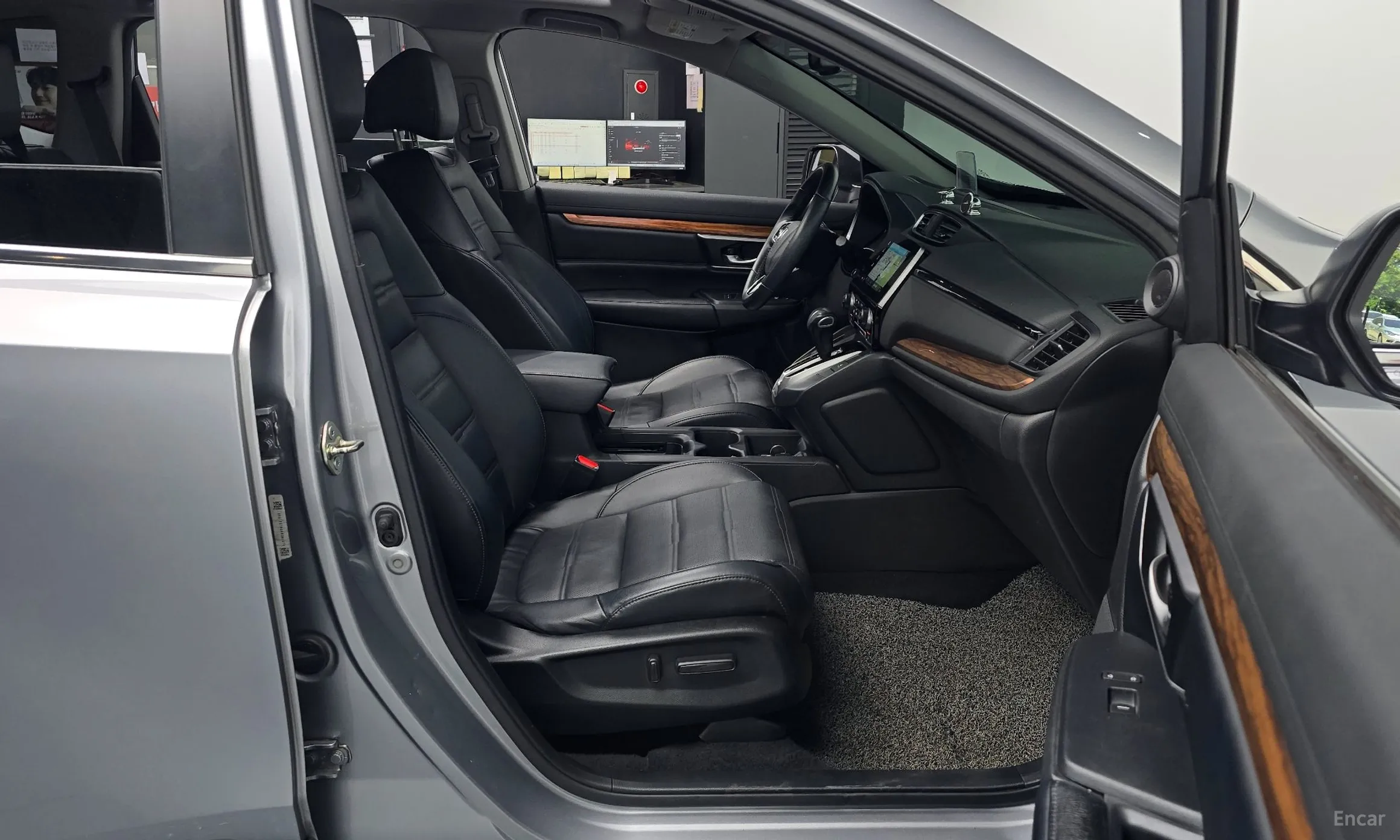 Honda CR-V 5th generation превью 11