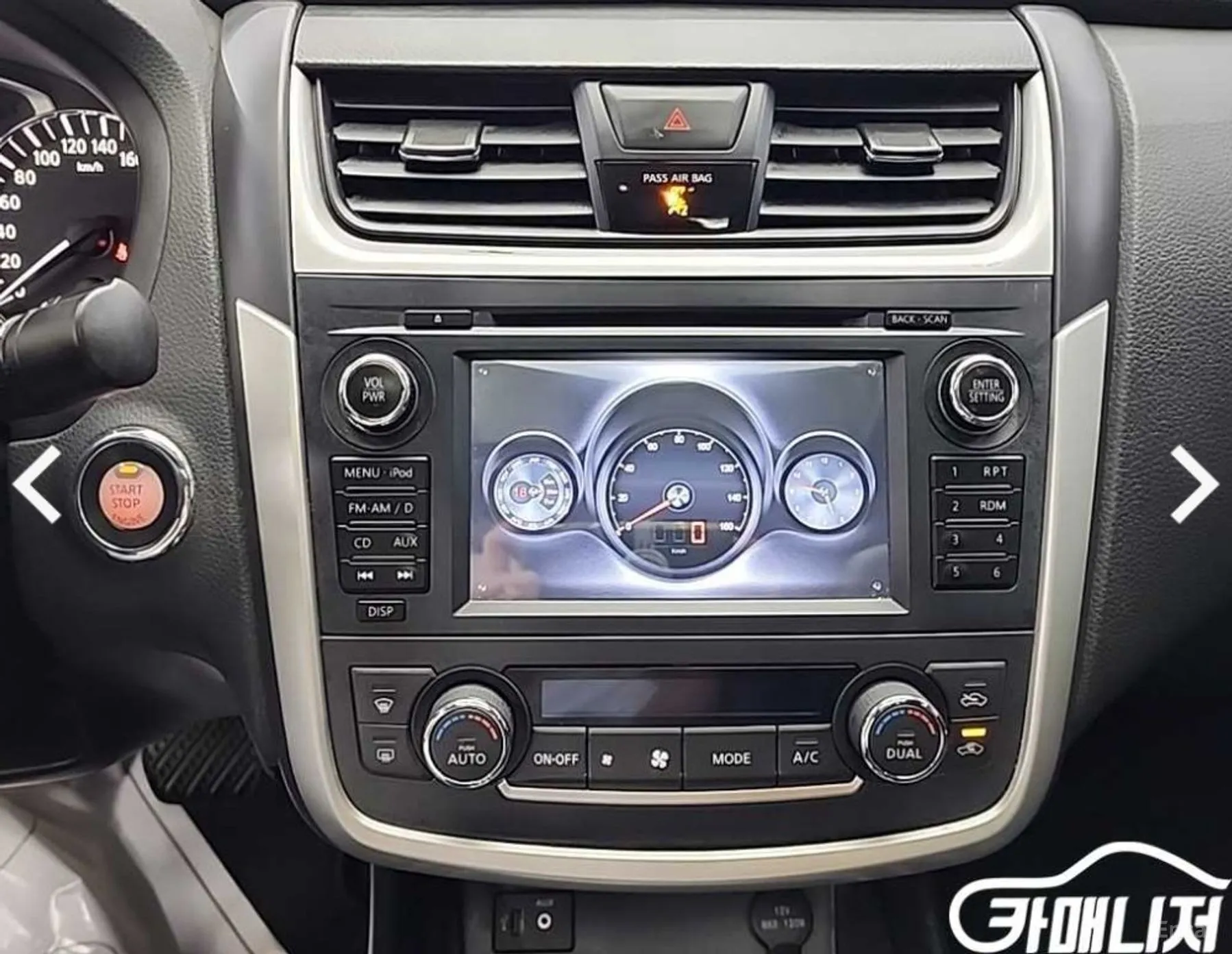 Nissan Altima превью 10