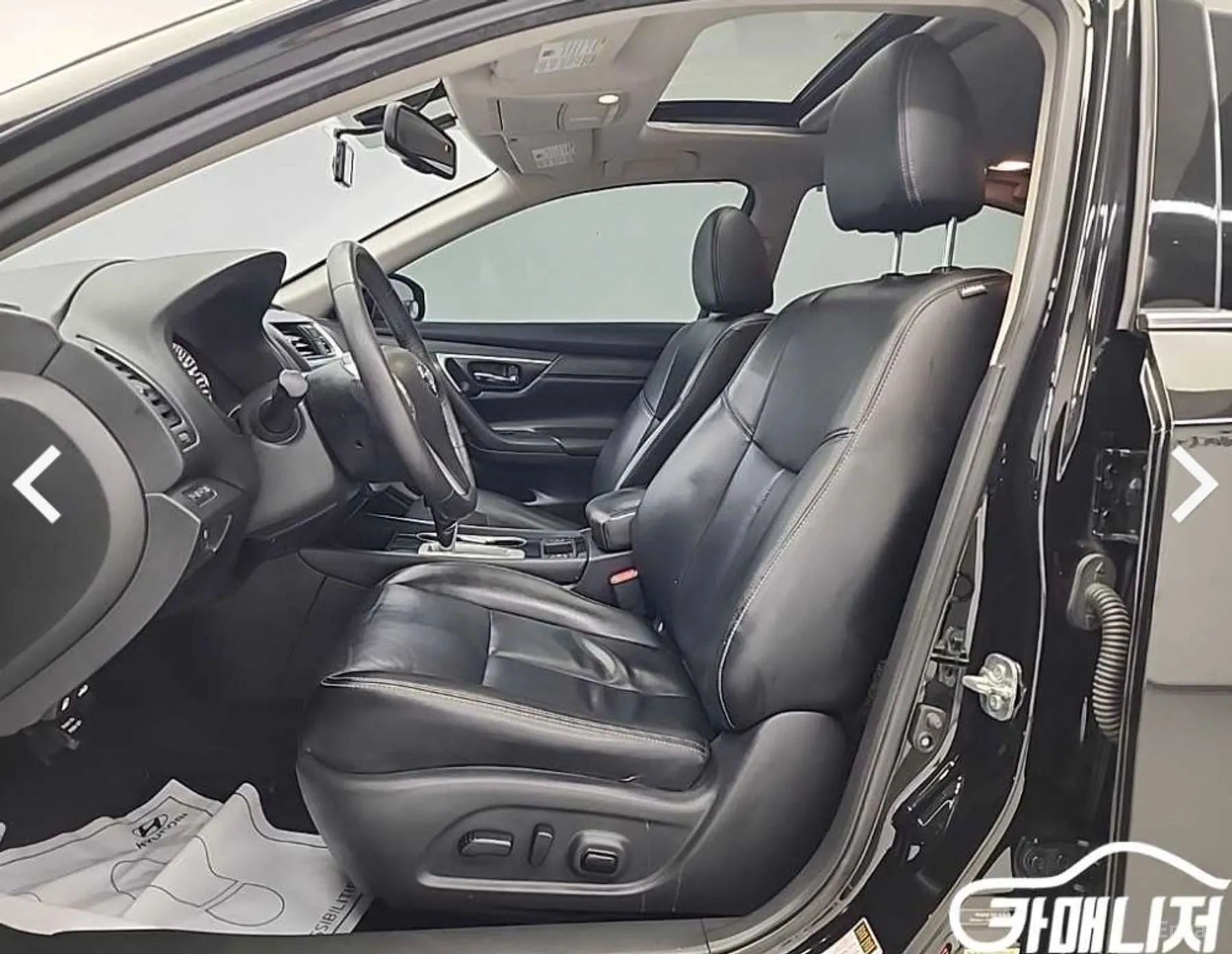 Nissan Altima превью 11