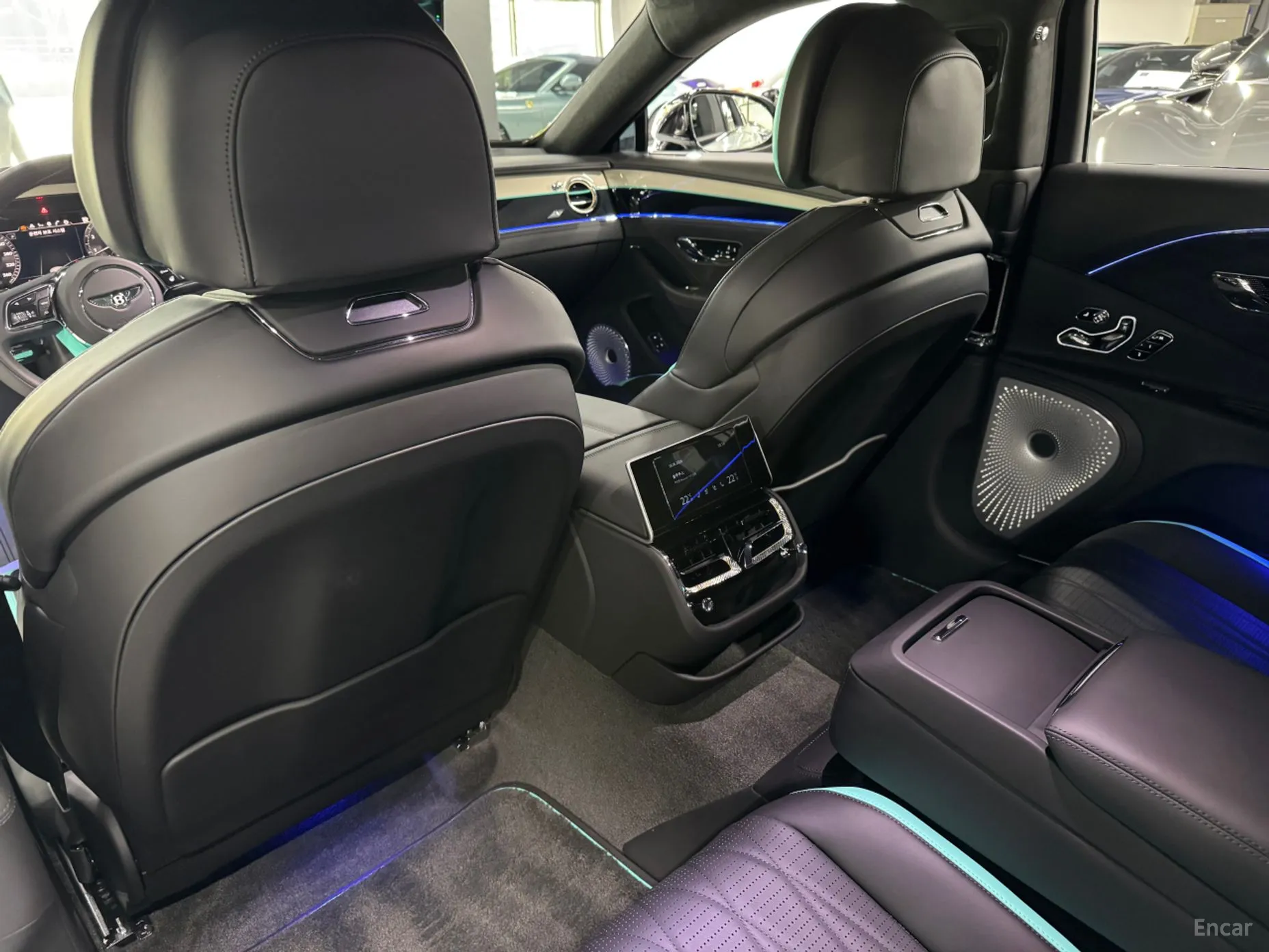 Bentley Flying Spur 3rd Generation превью 14