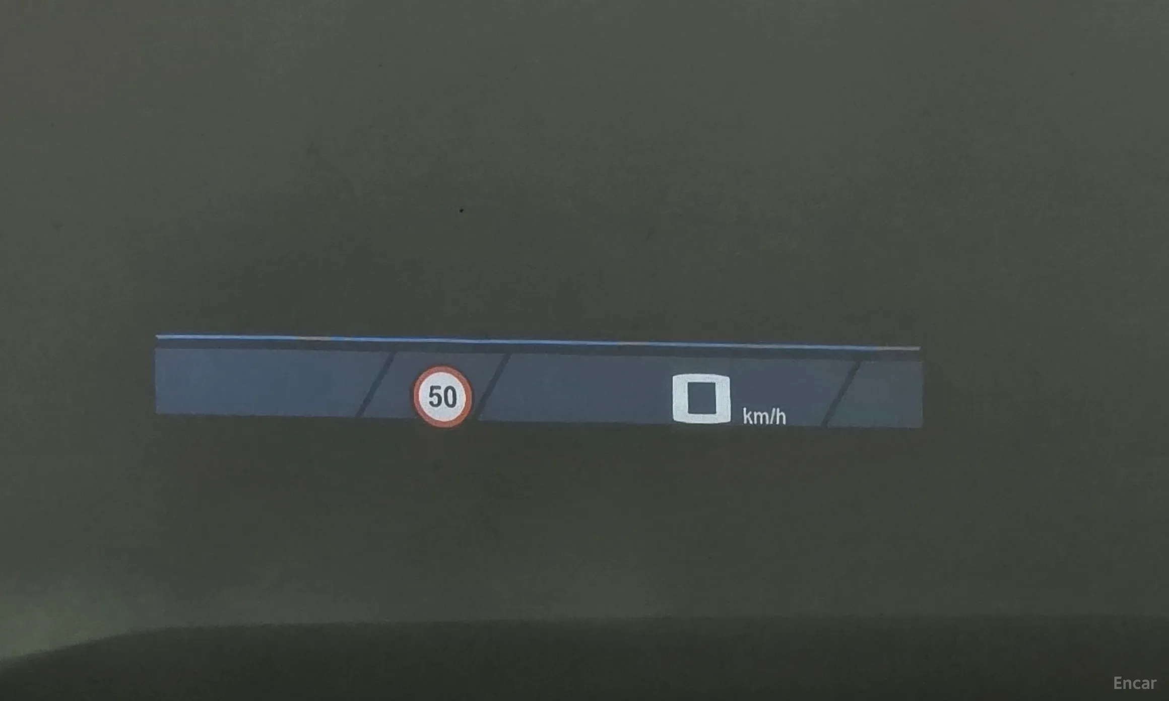 BMW M5 (G90) превью 17