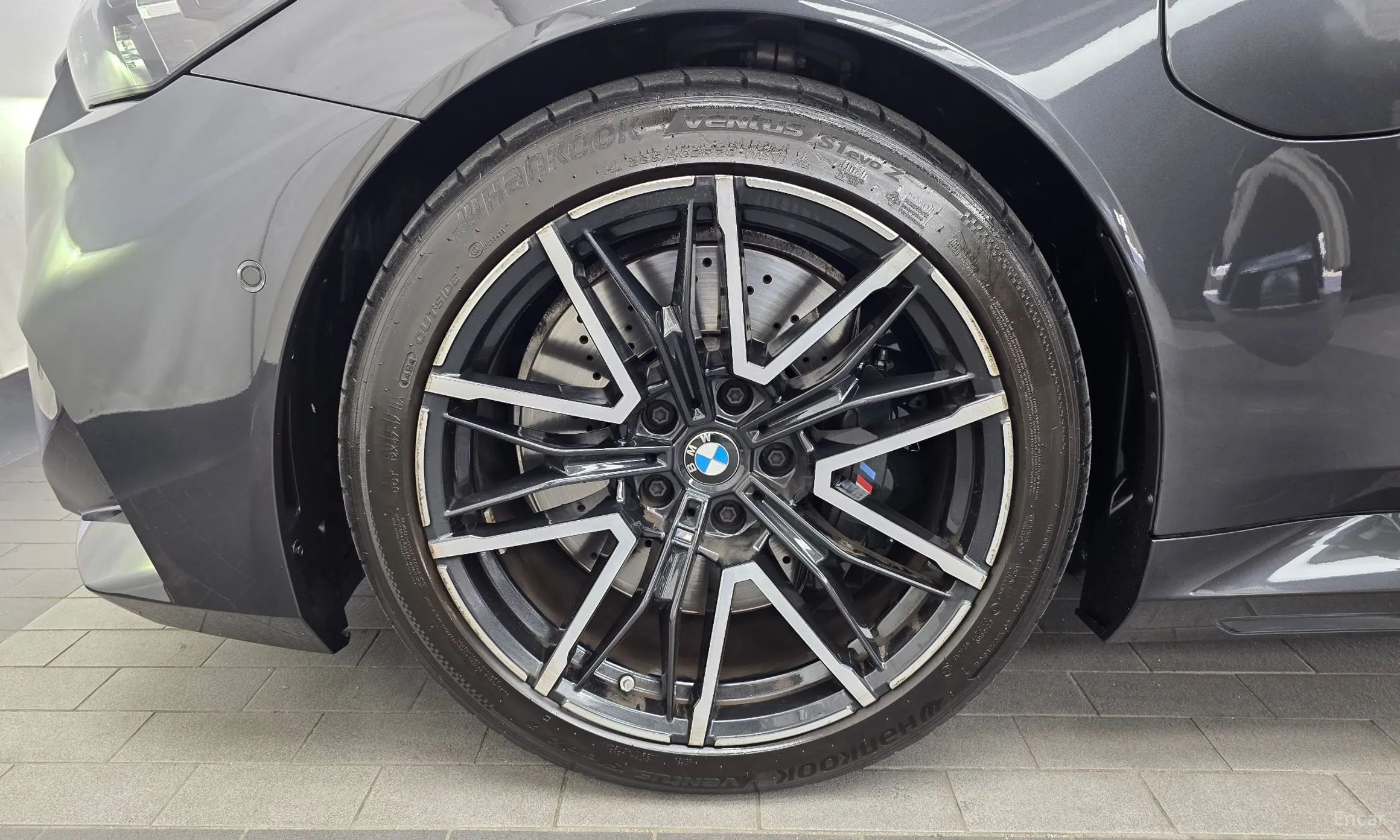 BMW M5 (G90) превью 5