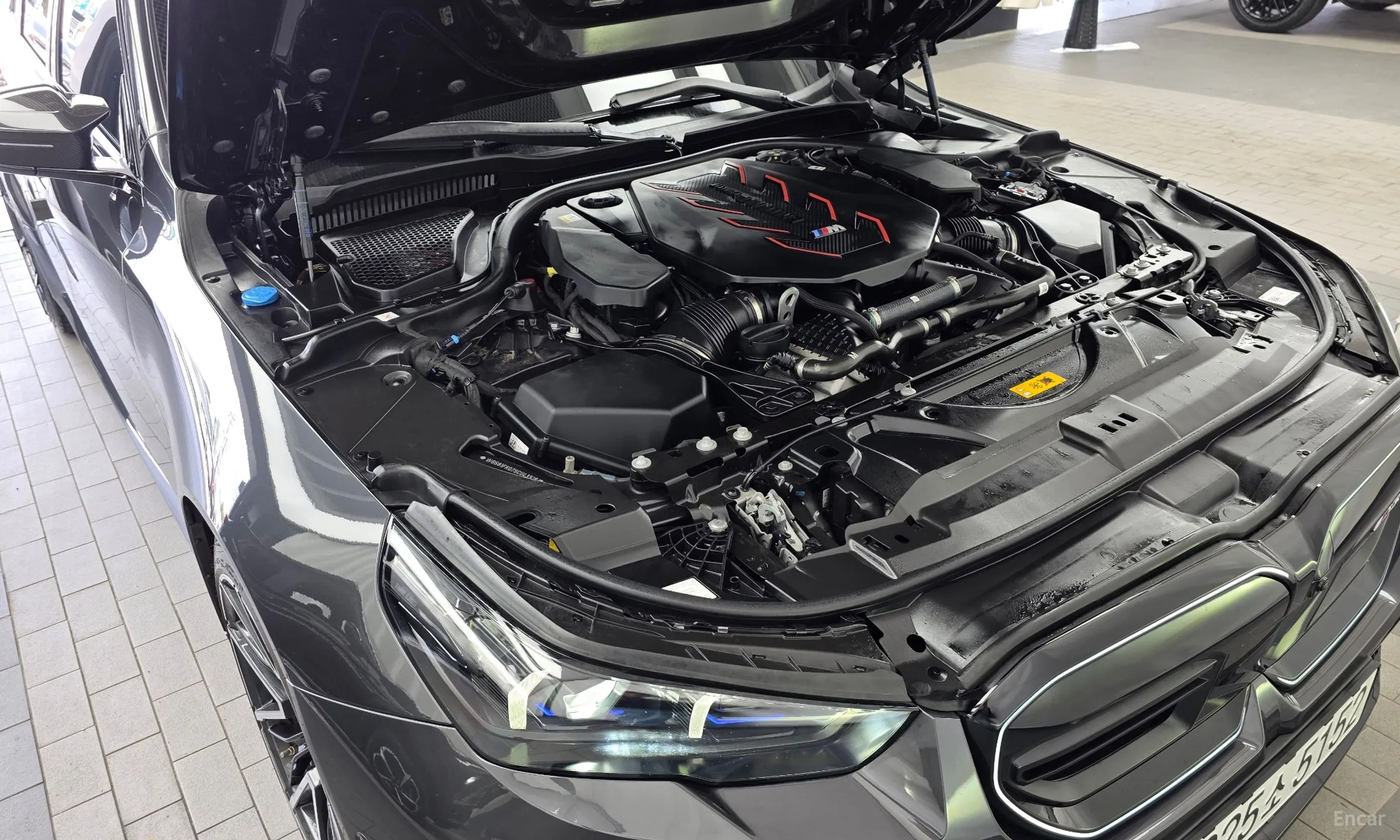 BMW M5 (G90) превью 6
