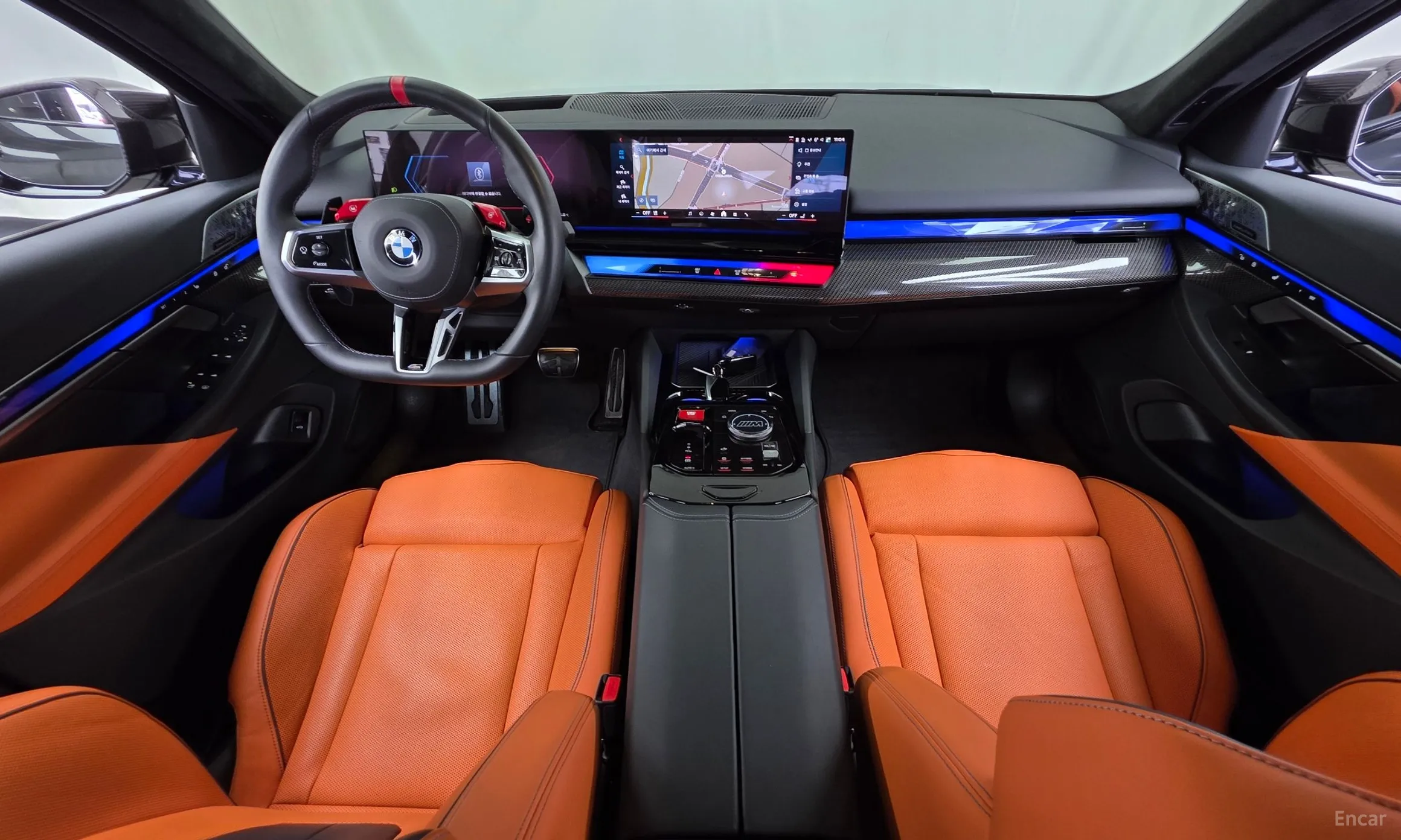 BMW M5 (G90) превью 7