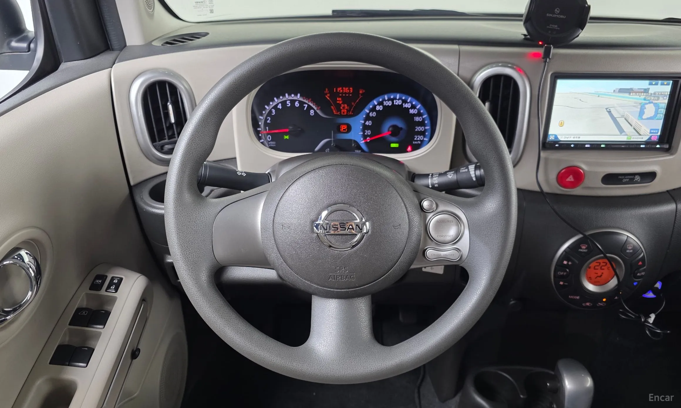 Nissan Cube превью 13