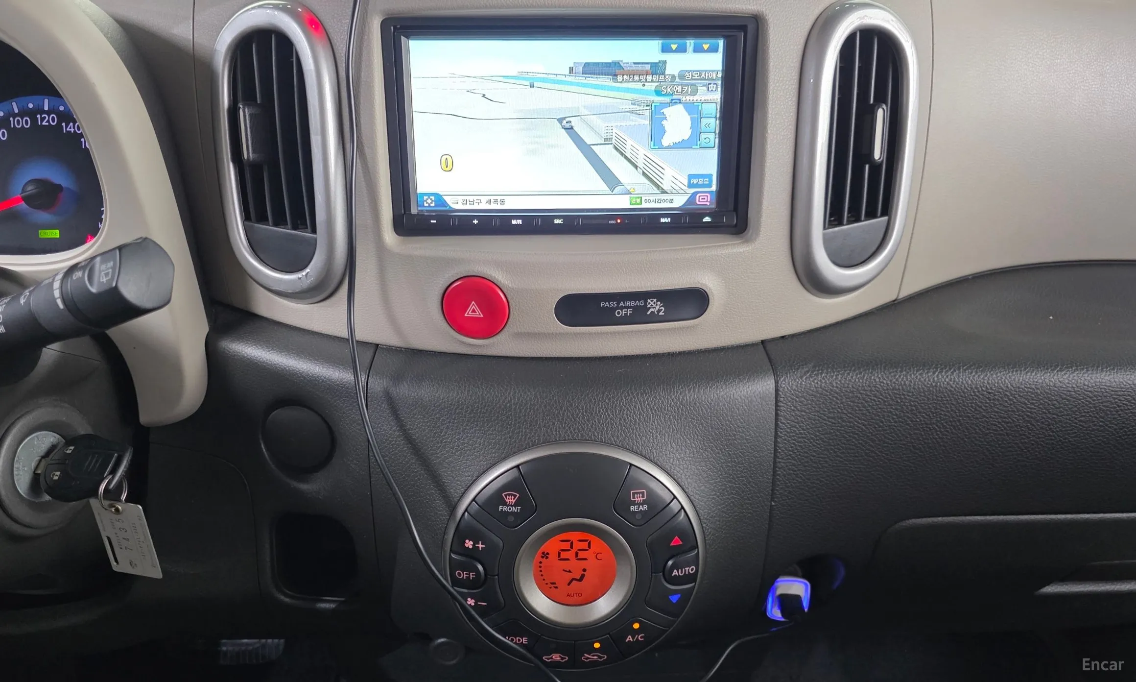 Nissan Cube превью 14