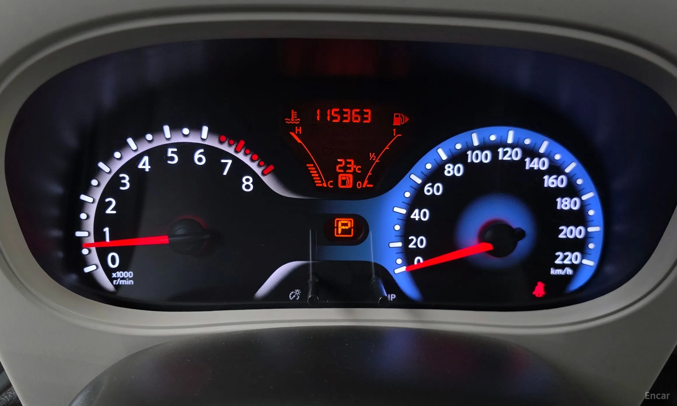 Nissan Cube превью 8