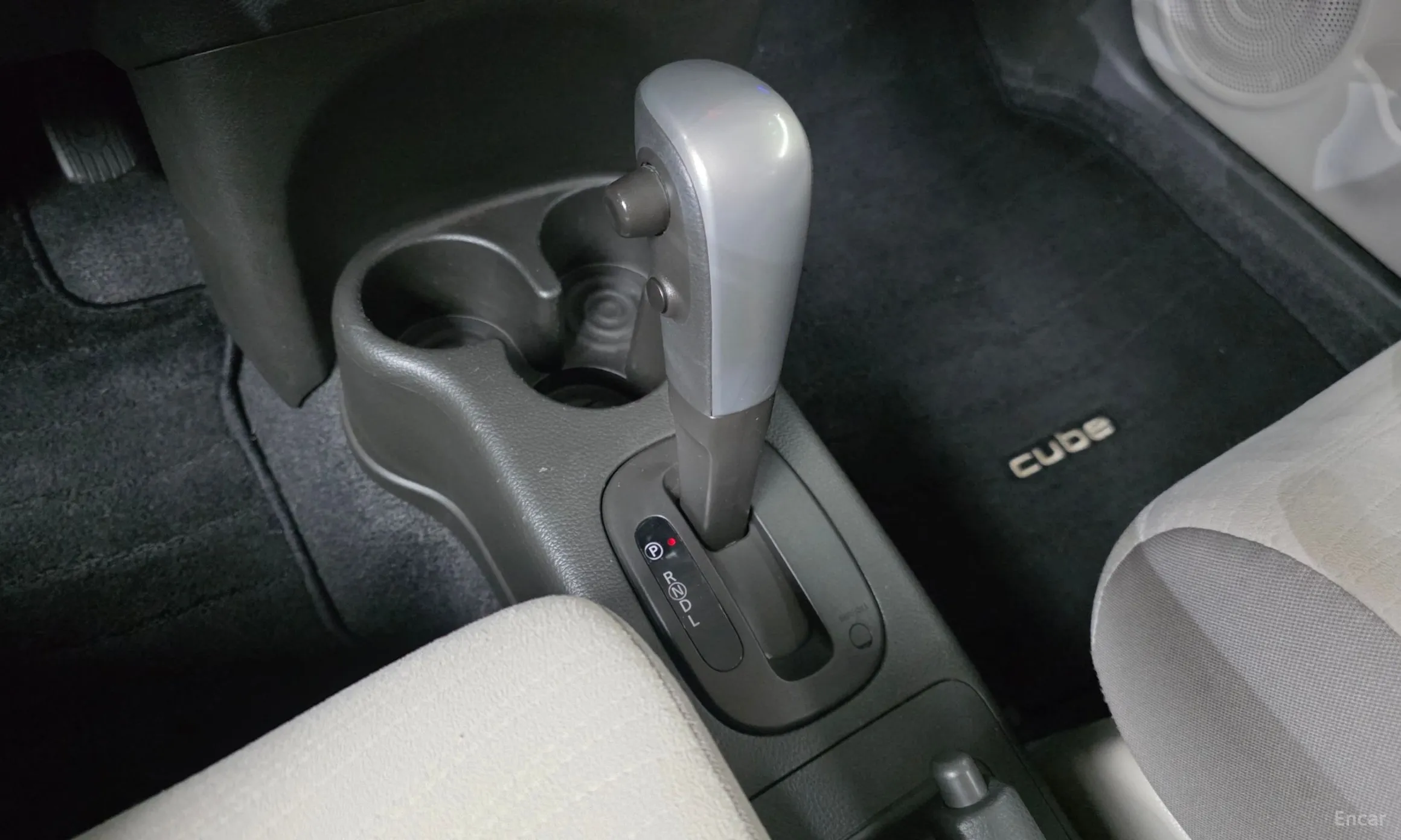 Nissan Cube превью 9