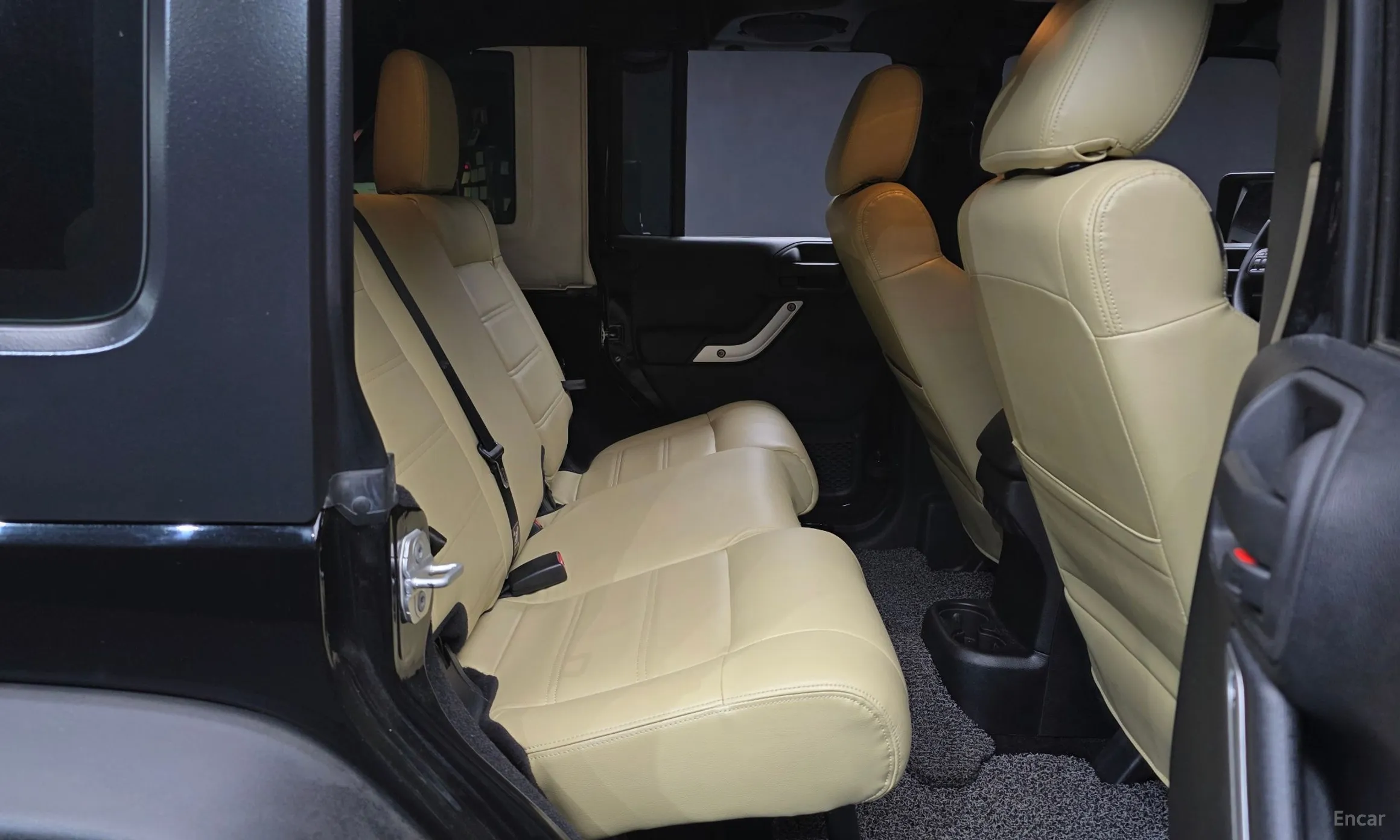 Jeep Wrangler (JK) превью 11
