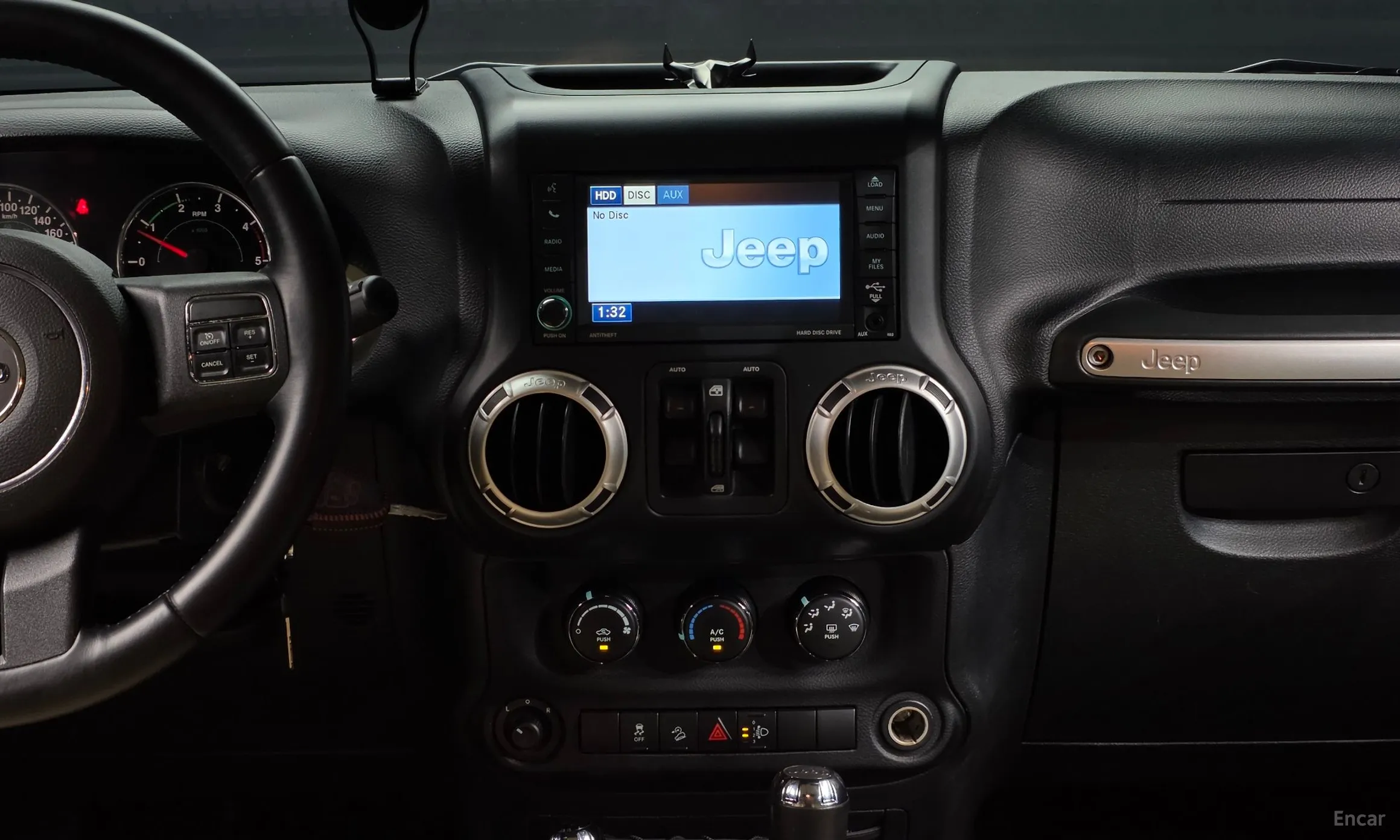 Jeep Wrangler (JK) превью 12