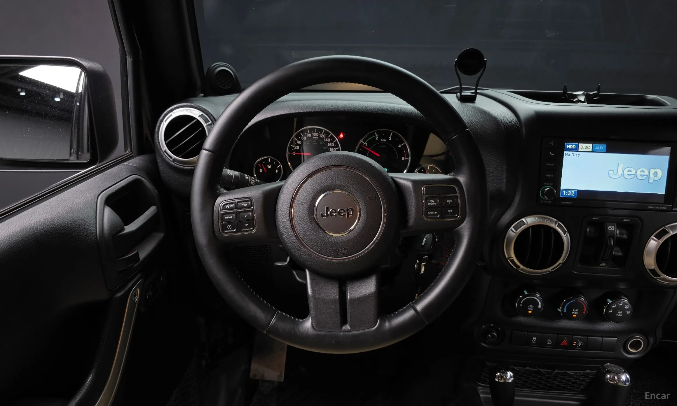 Jeep Wrangler (JK) превью 13