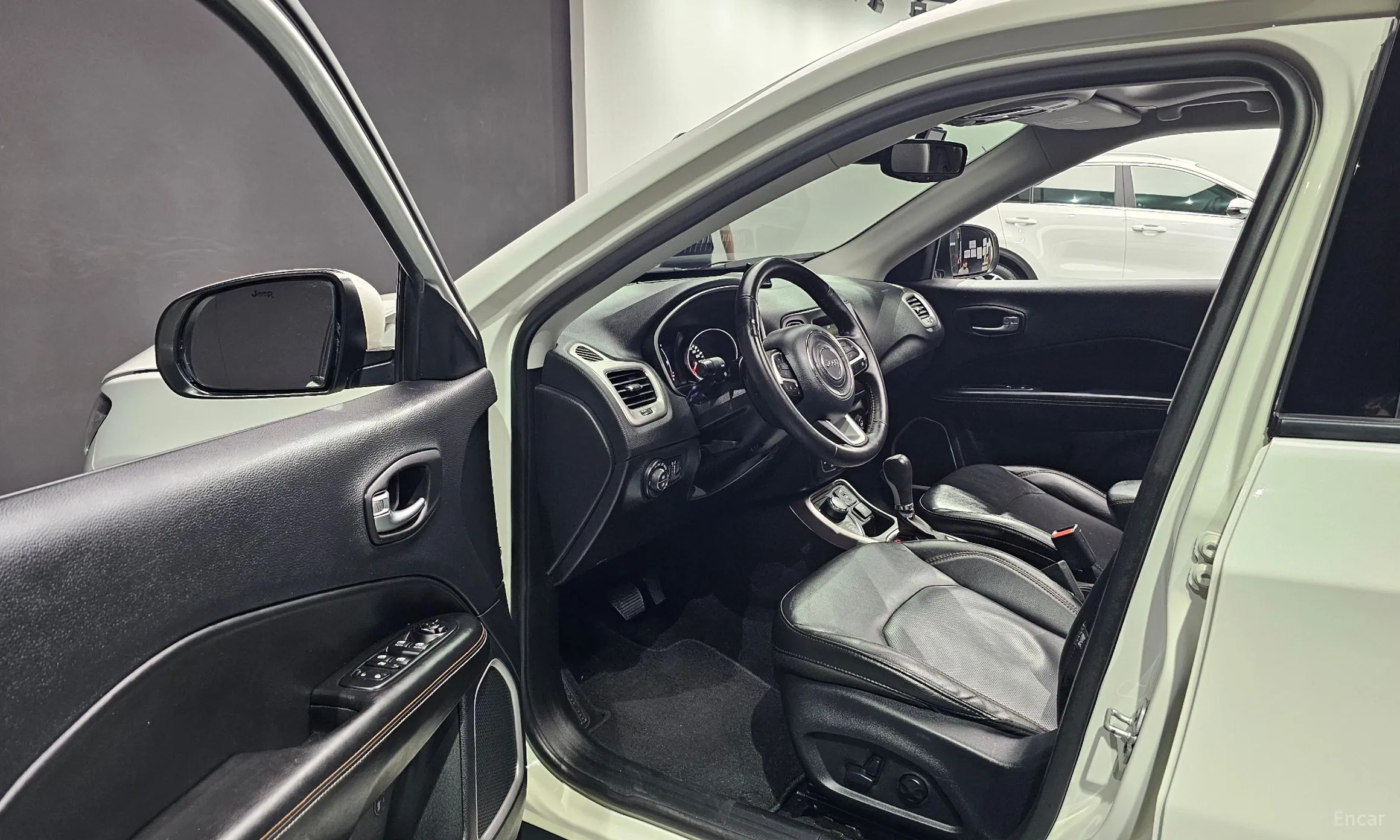 Jeep Compass 2nd Generation превью 10