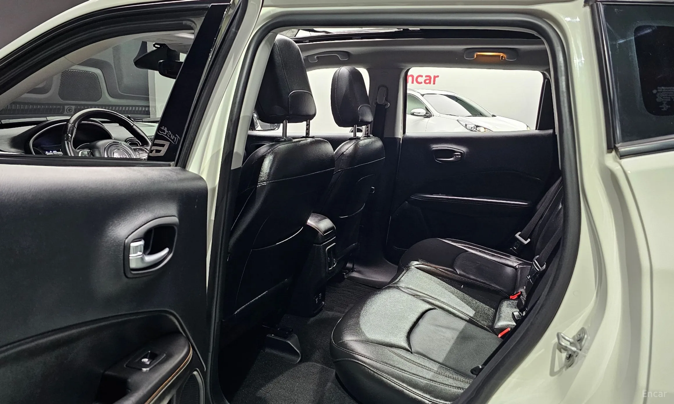 Jeep Compass 2nd Generation превью 14