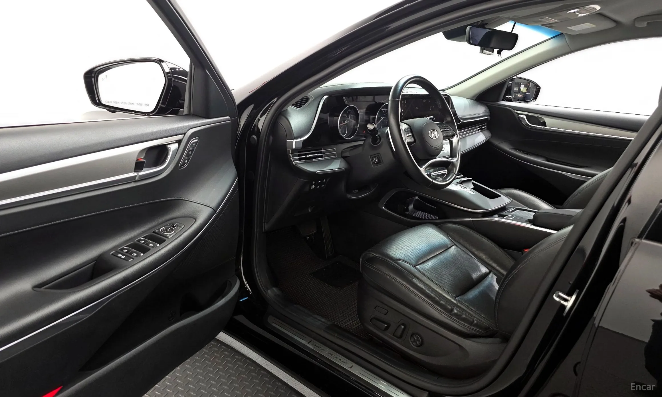 Hyundai Grandeur IG превью 10