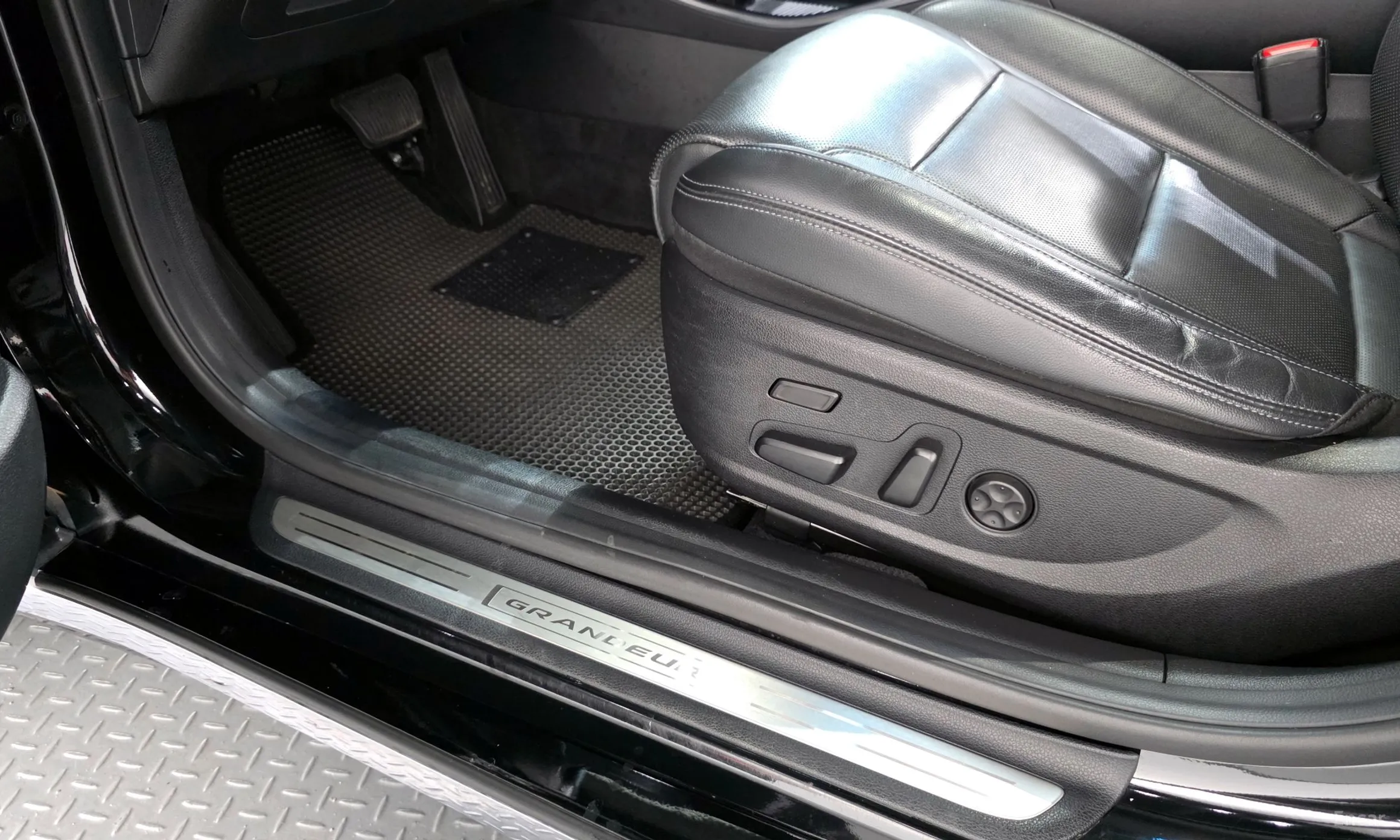 Hyundai Grandeur IG превью 15