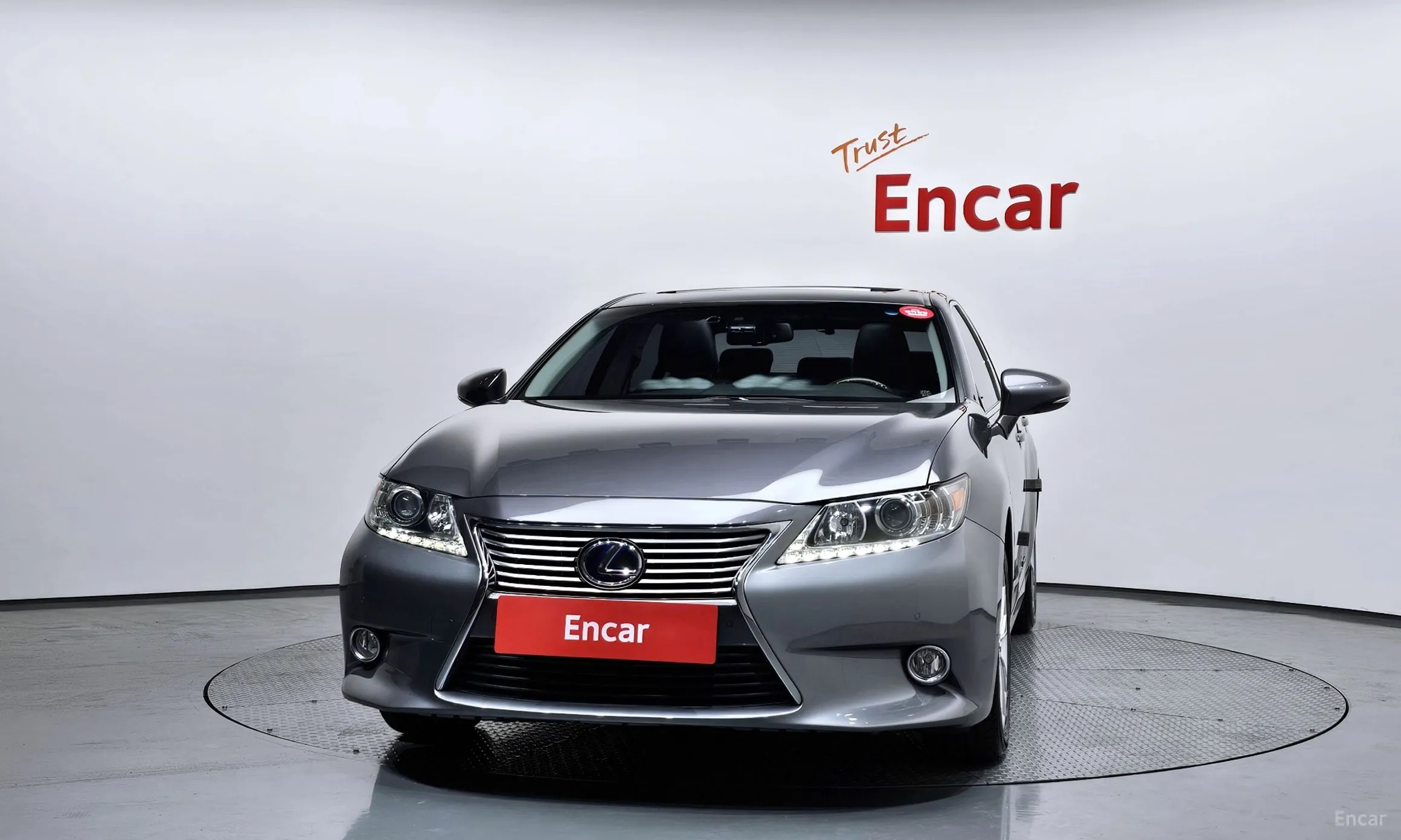 Lexus New ES300h превью 3