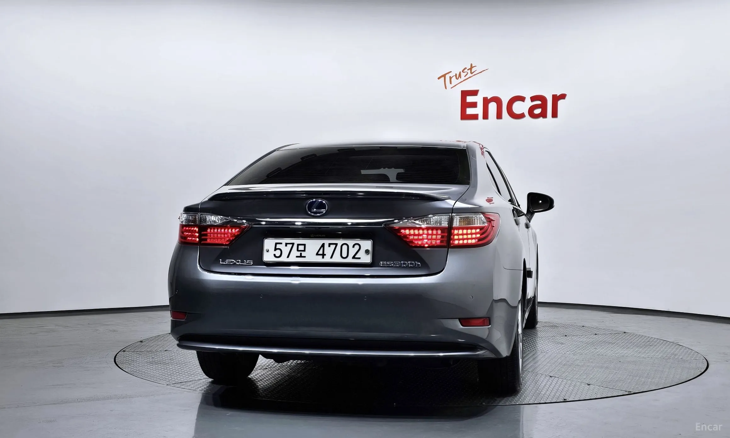 Lexus New ES300h превью 4