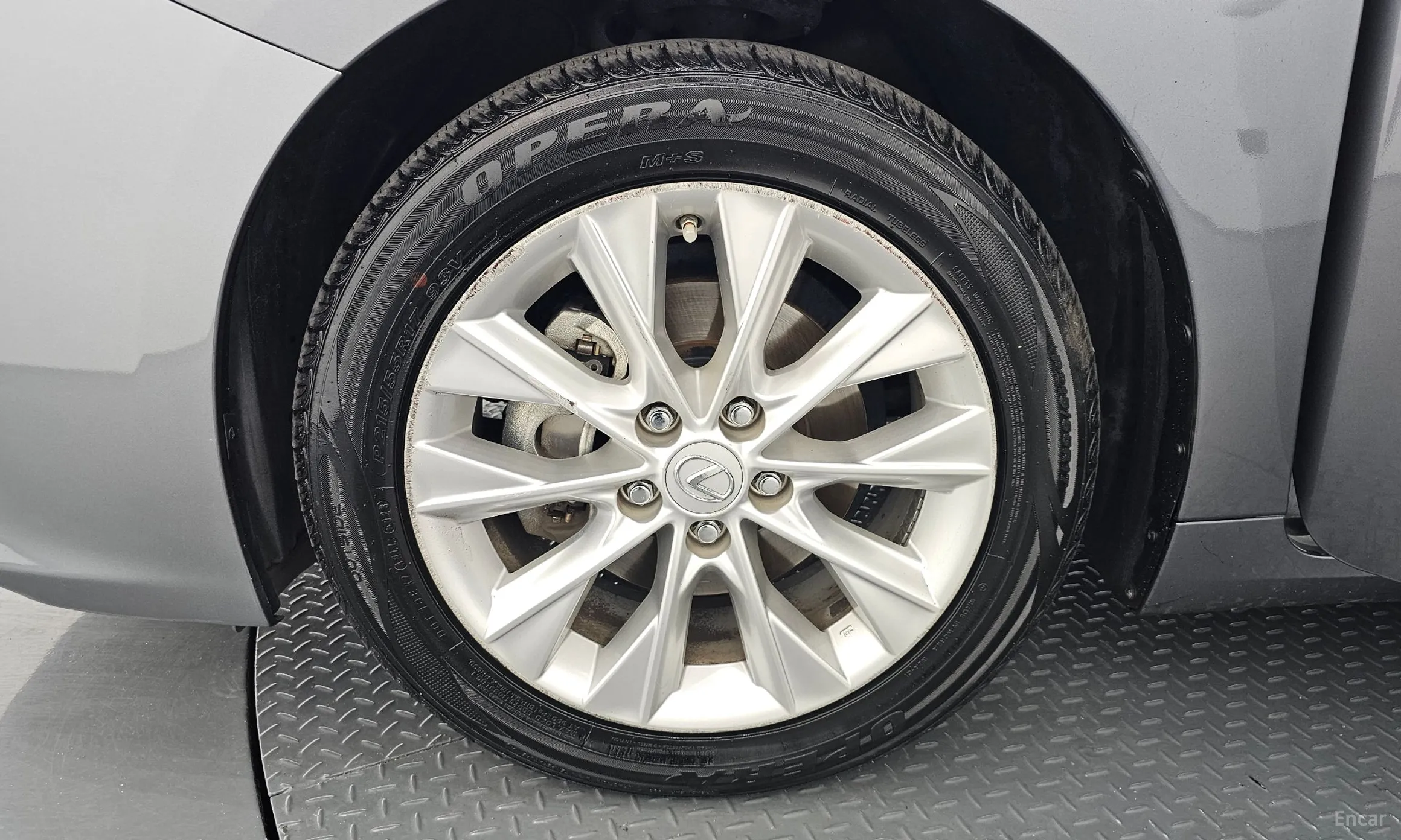 Lexus New ES300h превью 5