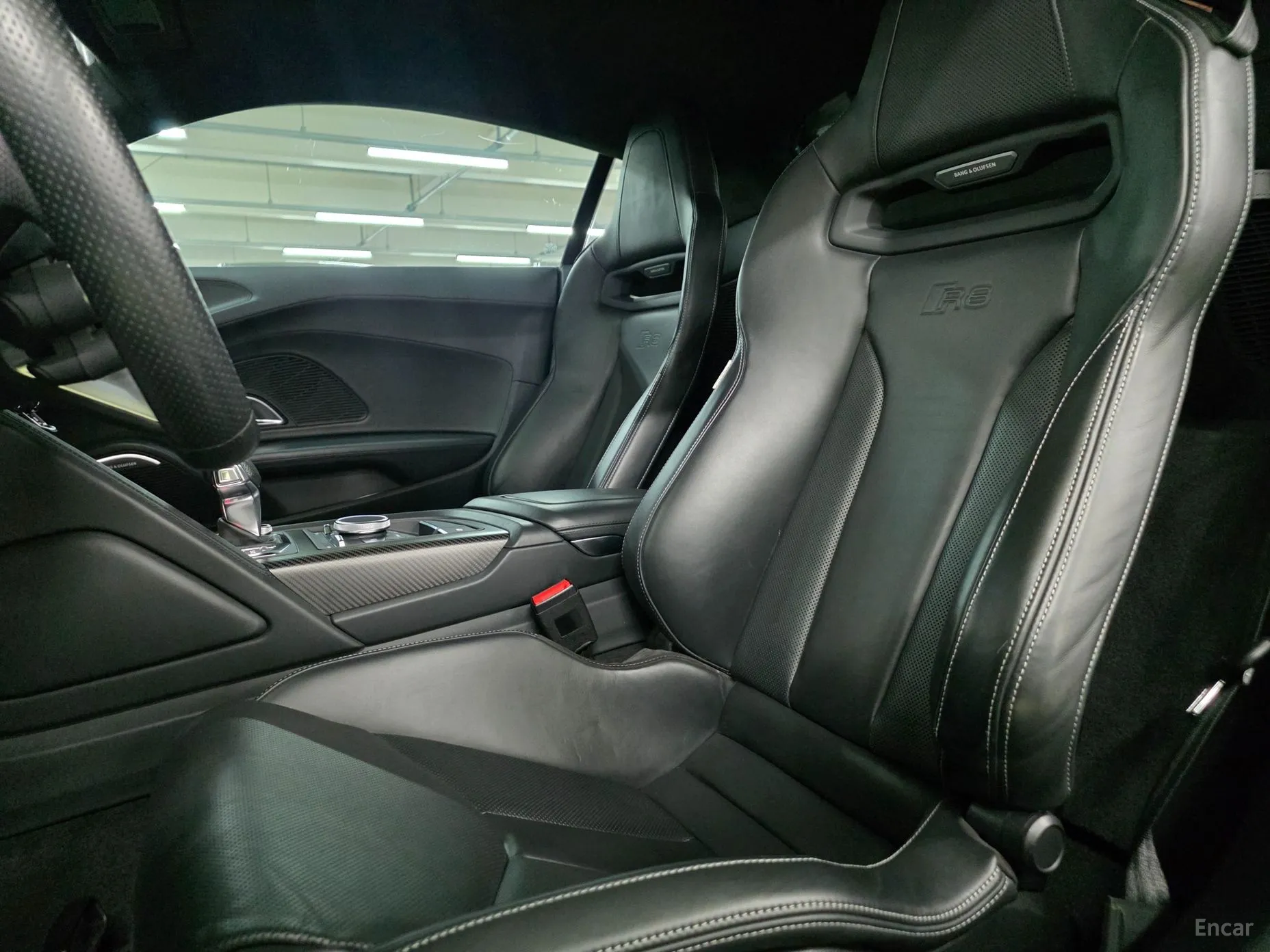 Audi R8 (4S) превью 11
