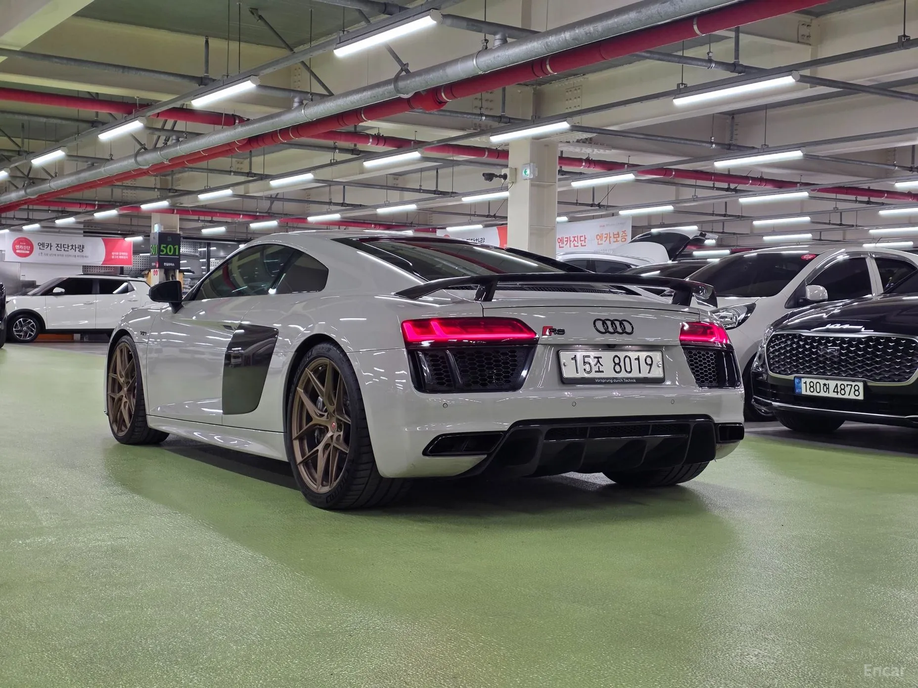 Audi R8 (4S) превью 6