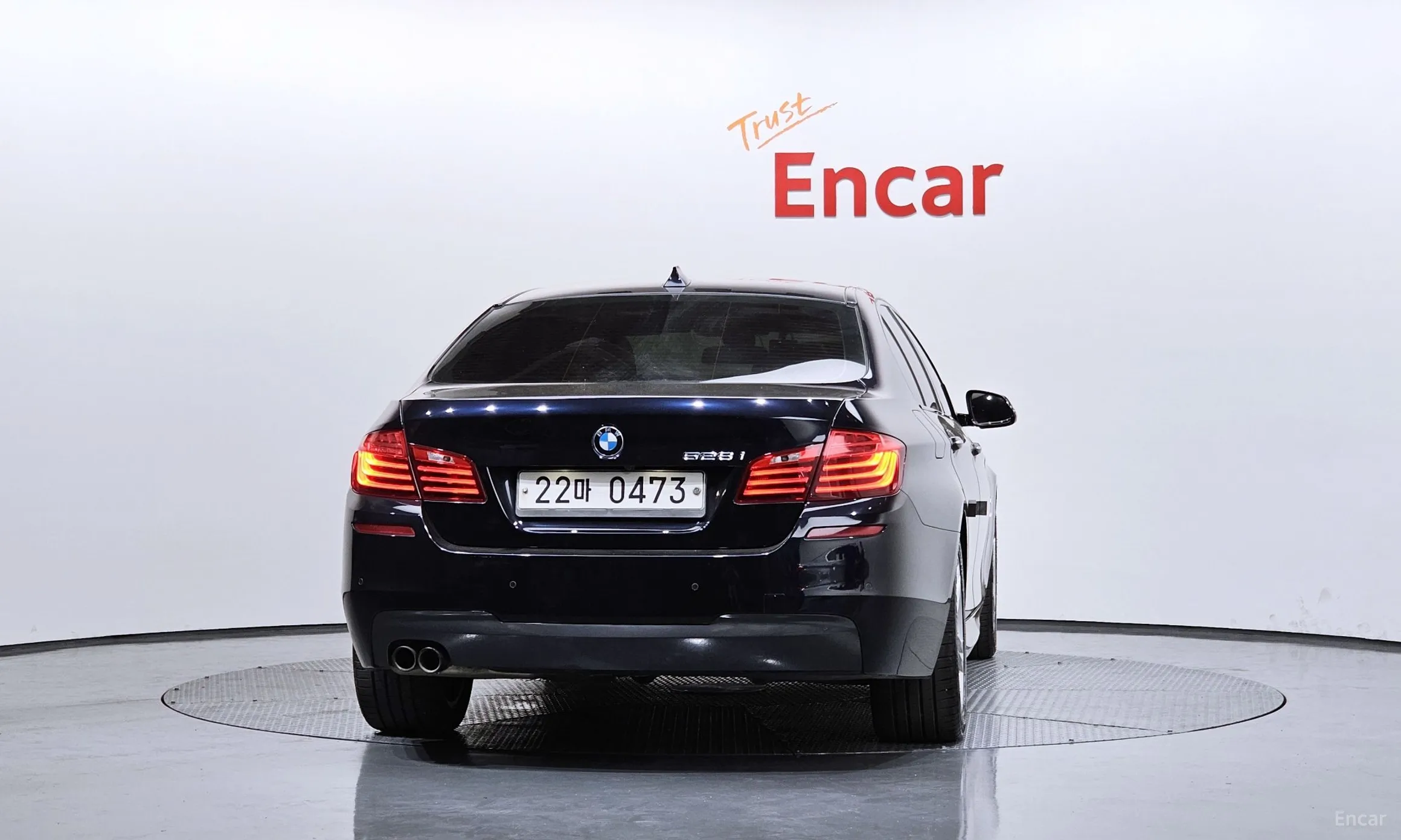 BMW 5 Series (F10) превью 4