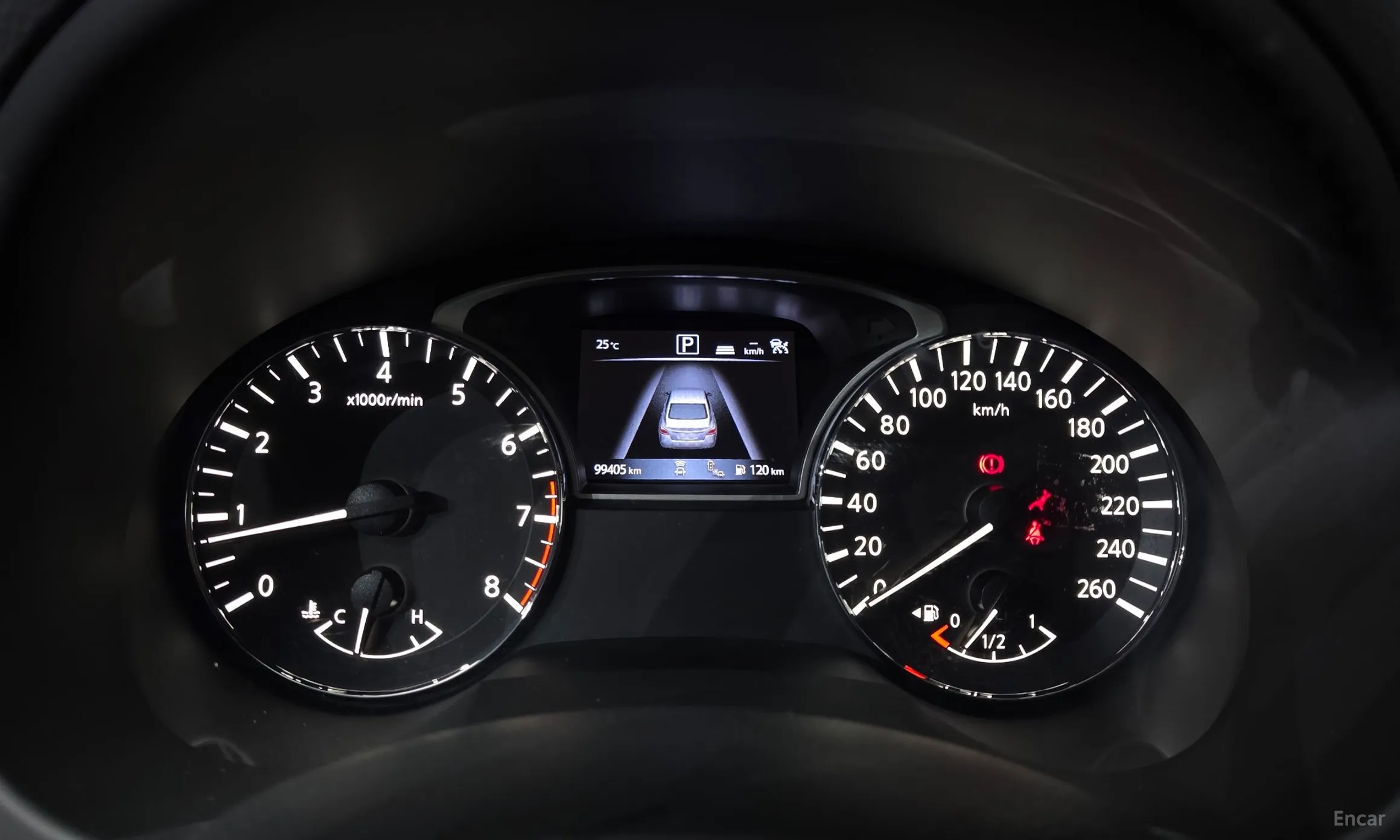 Nissan Altima превью 8