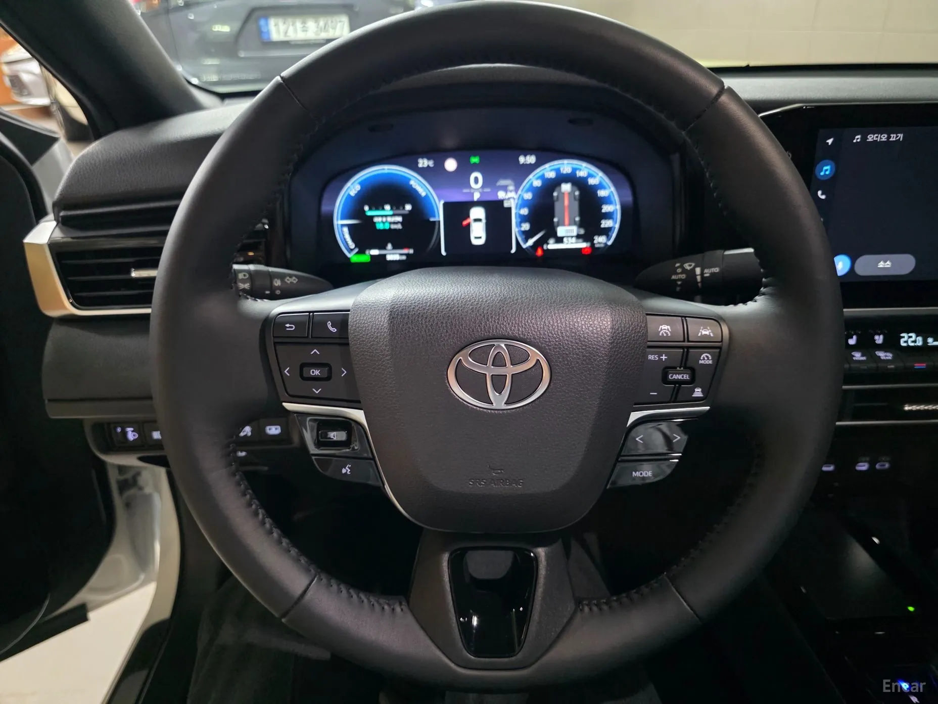 Toyota Camry (XV80) превью 14