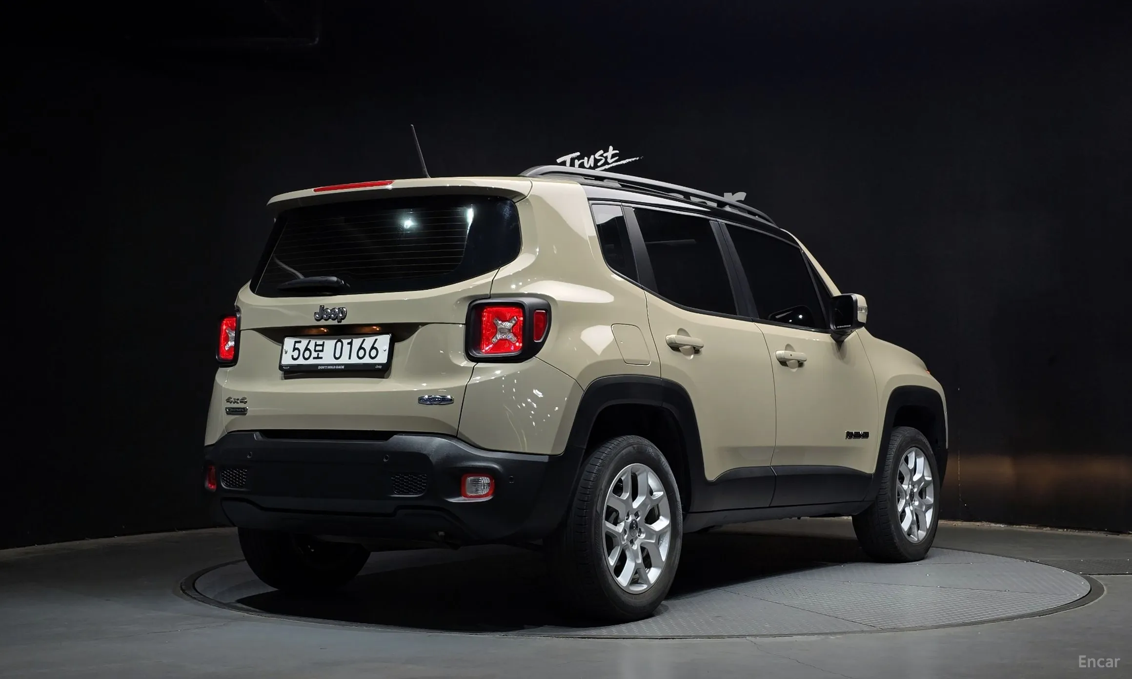 Jeep Renegade превью 2