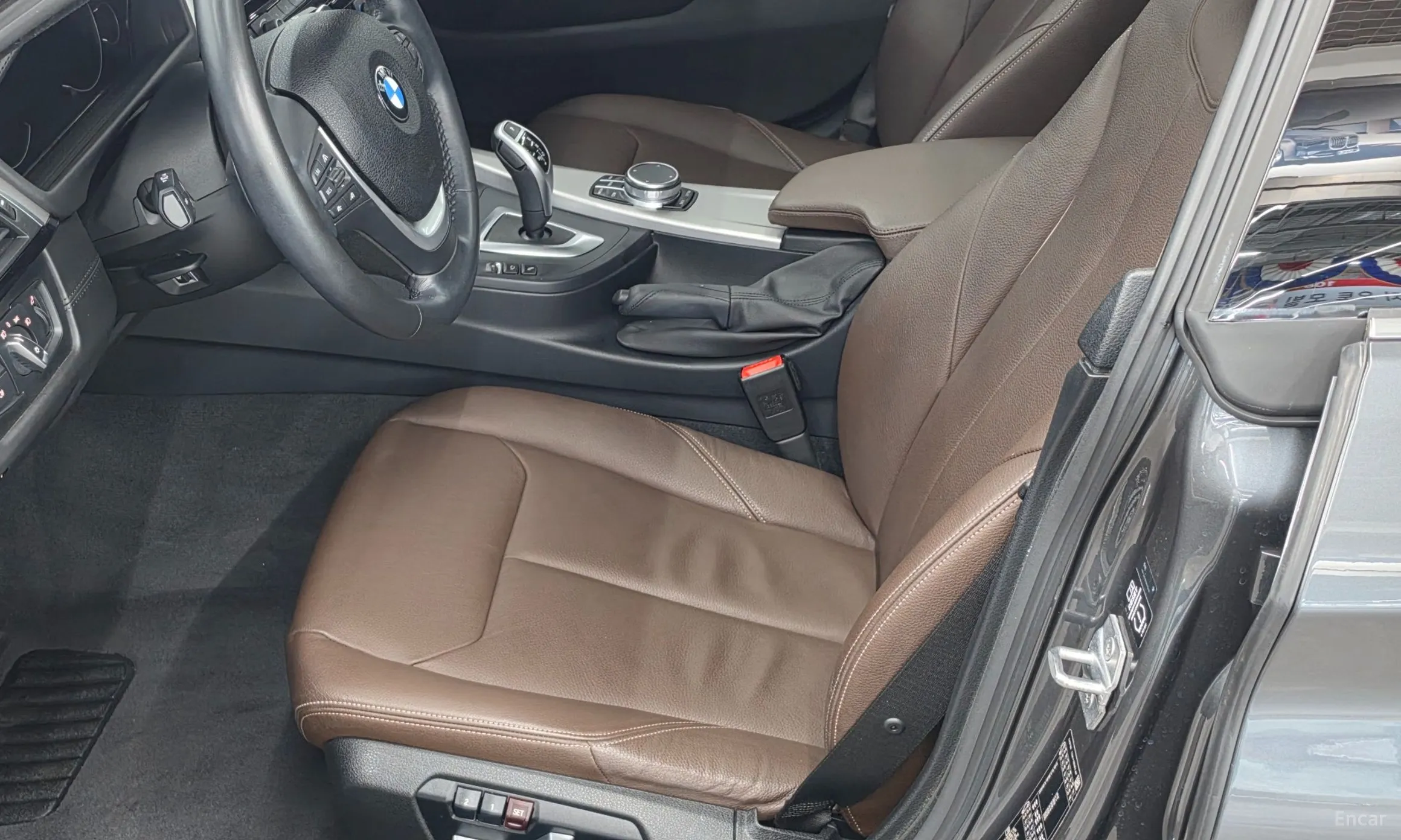 BMW Series 4 (F32) превью 10