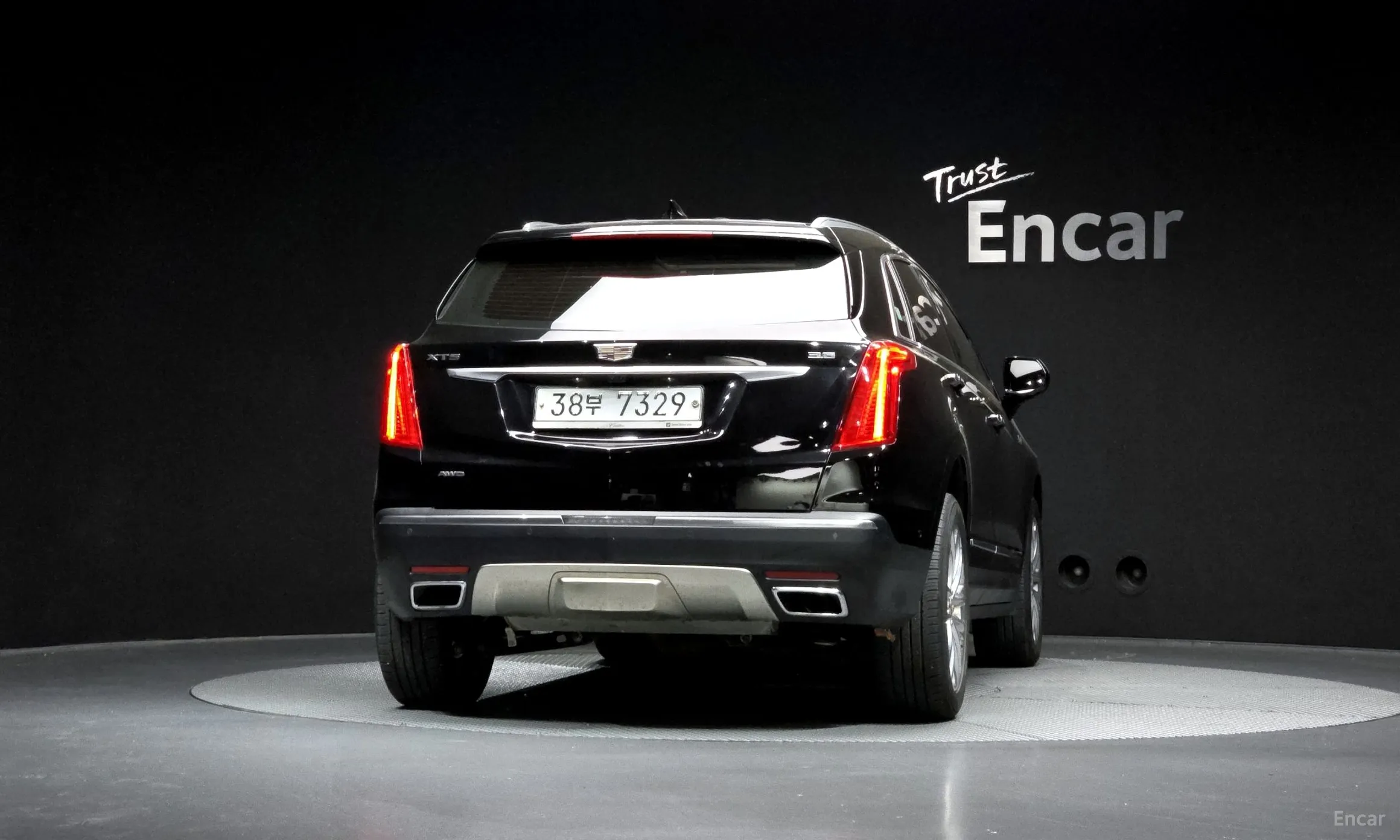 Cadillac XT5 превью 4