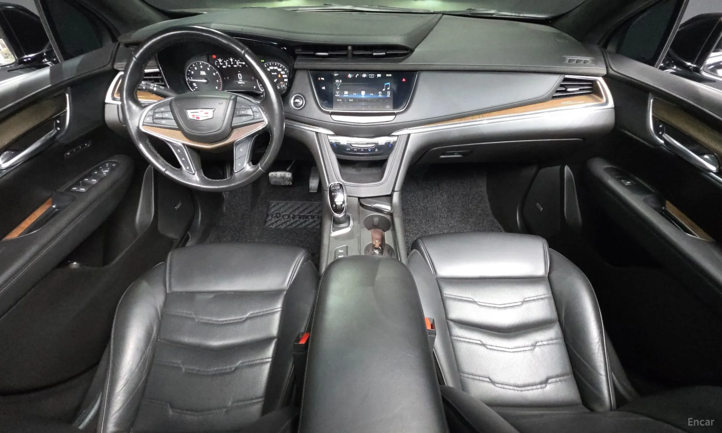 Cadillac XT5 превью 7