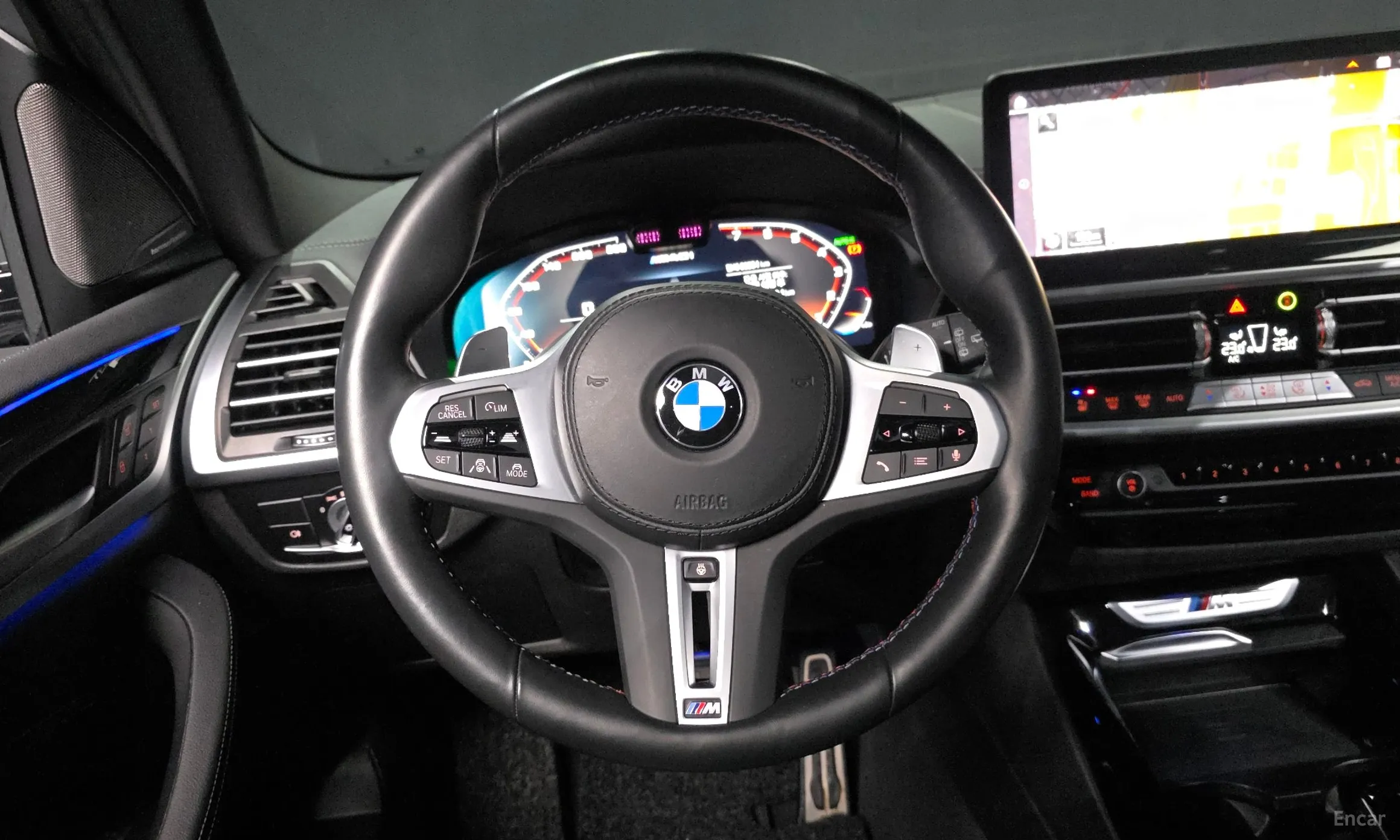 BMW X3 (G01) превью 13