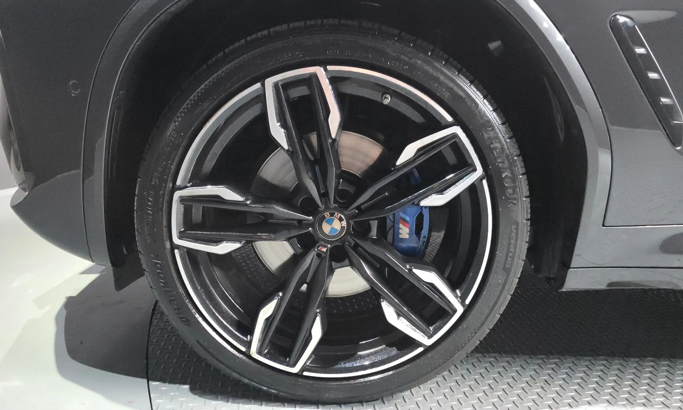 BMW X3 (G01) превью 5