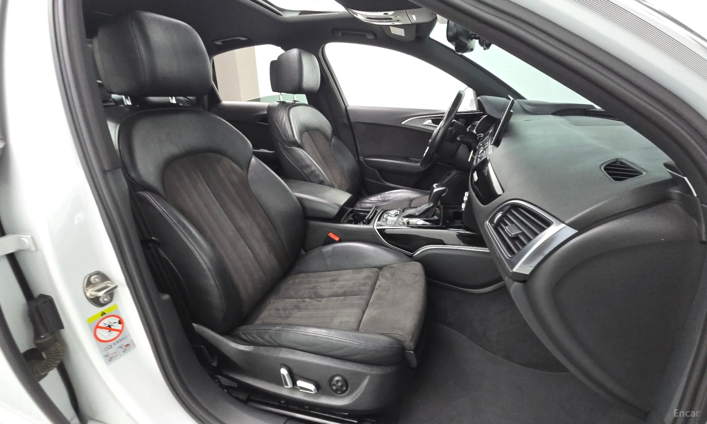 Audi New A6 превью 11
