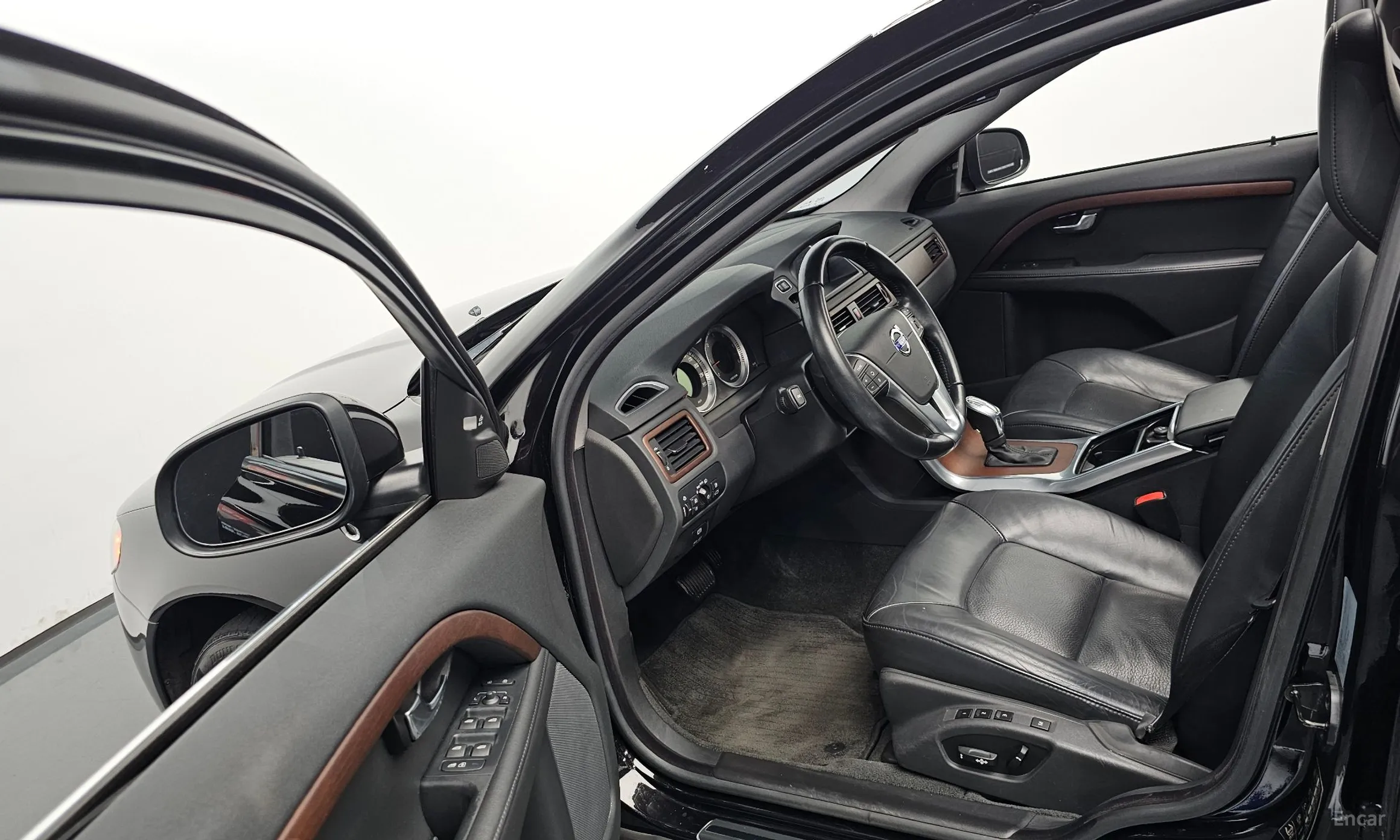 Volvo S80 превью 10