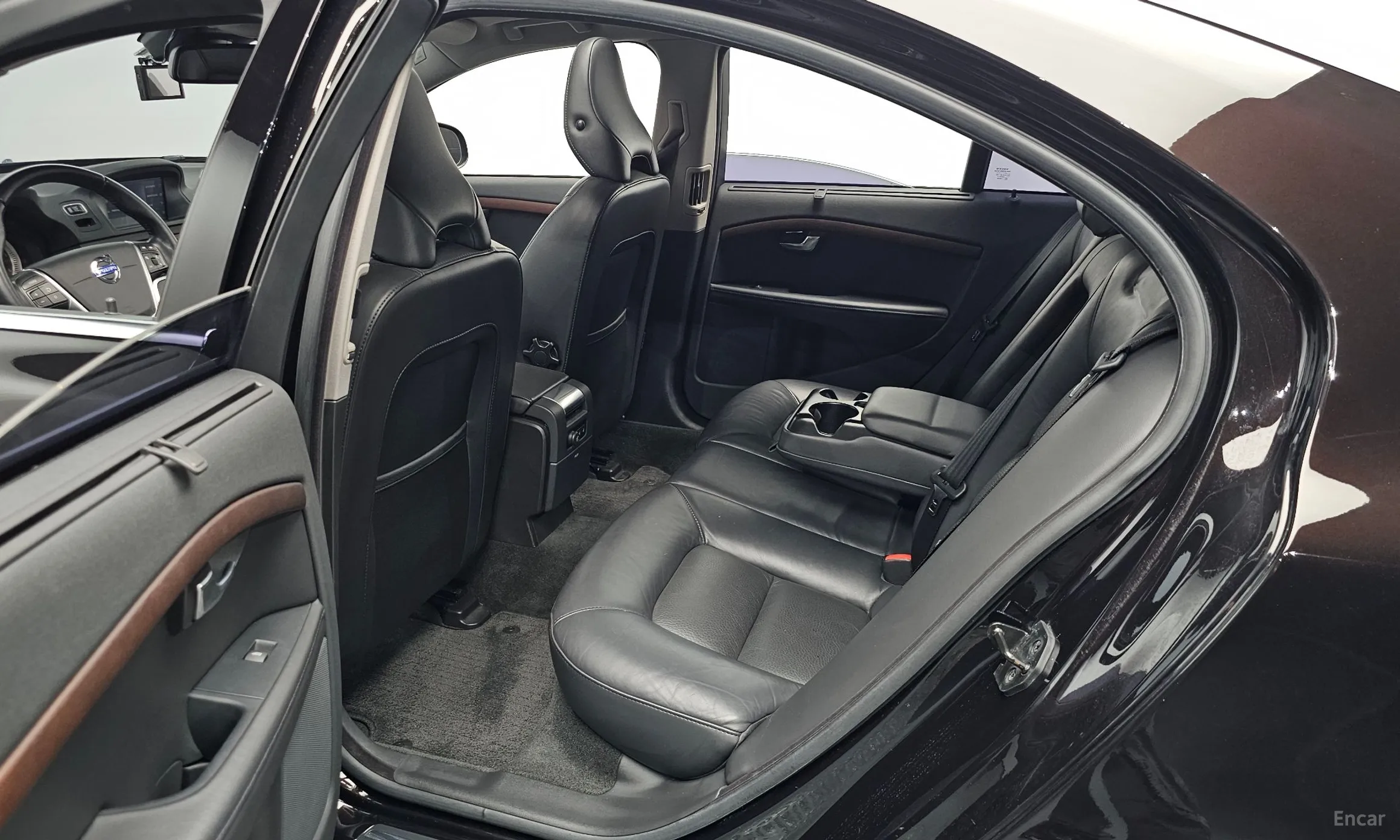 Volvo S80 превью 12