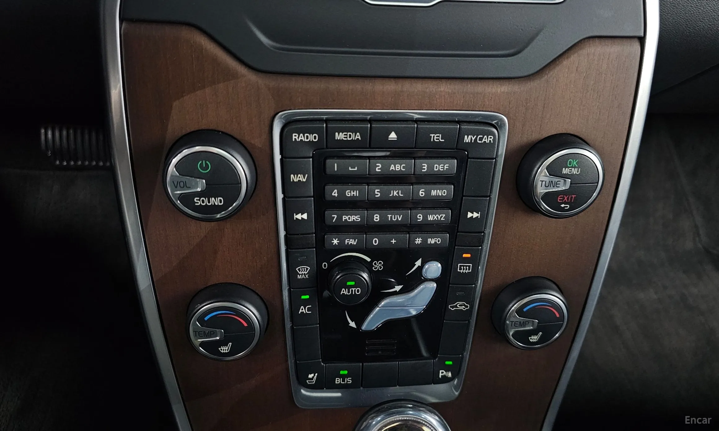Volvo S80 превью 16