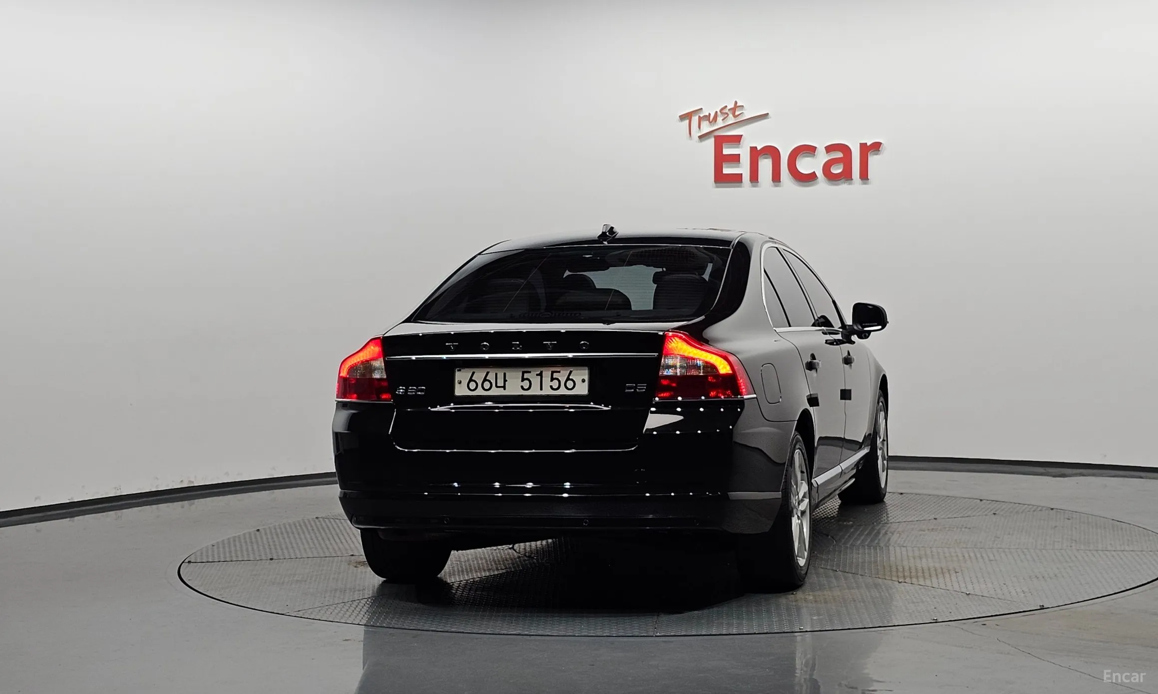Volvo S80 превью 4