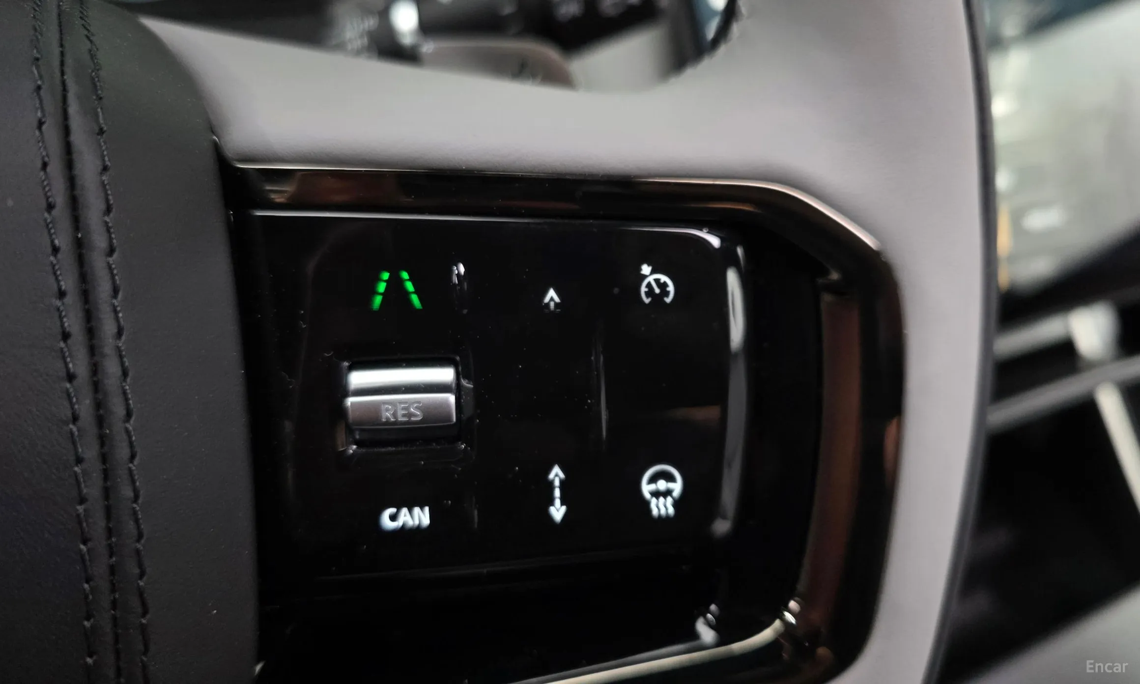 Land Rover Range Rover Bella превью 14